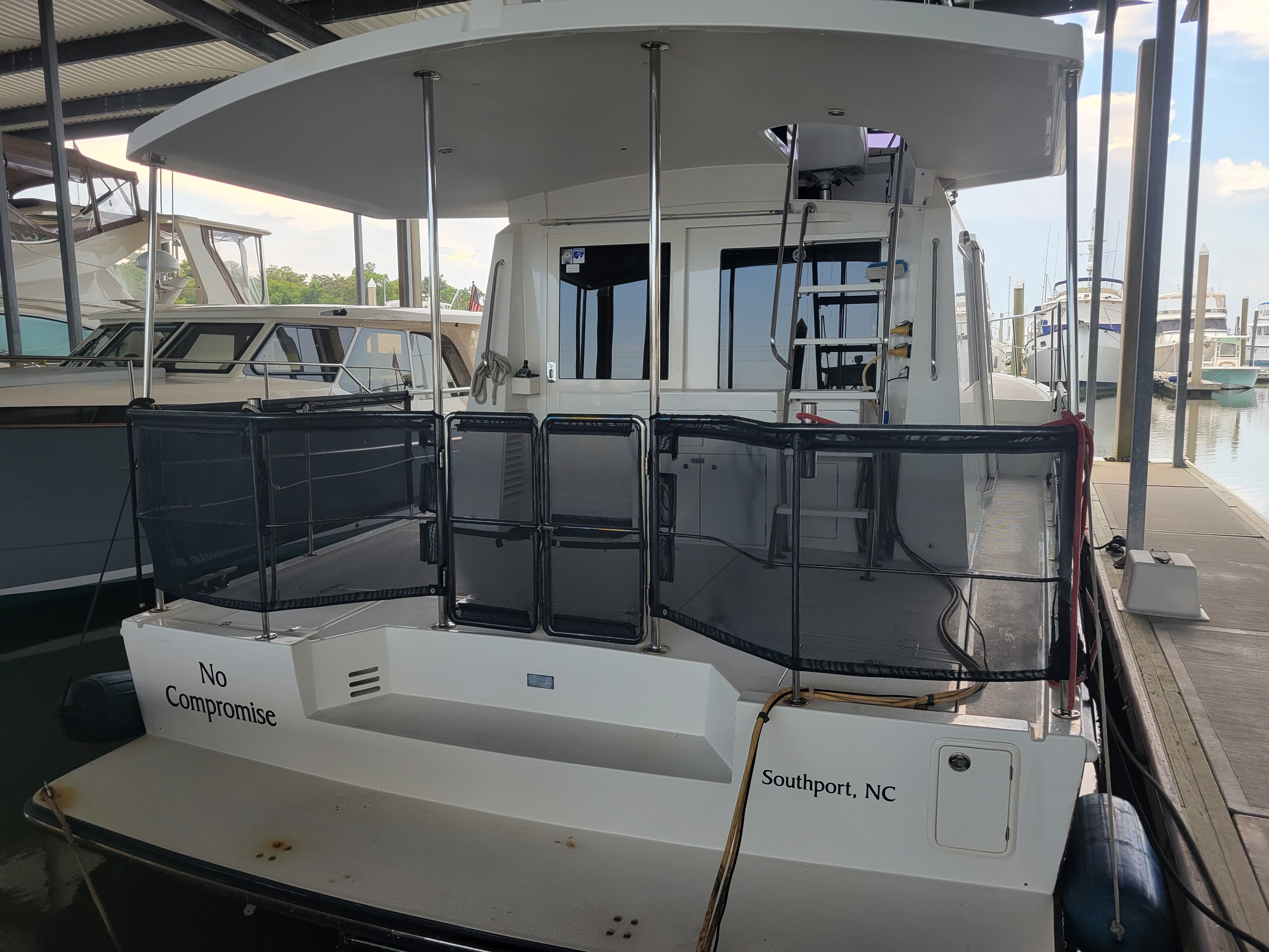 2009 Island Pilot 435 for Sale in Wilmington, North Carolina Motor Yacht 5