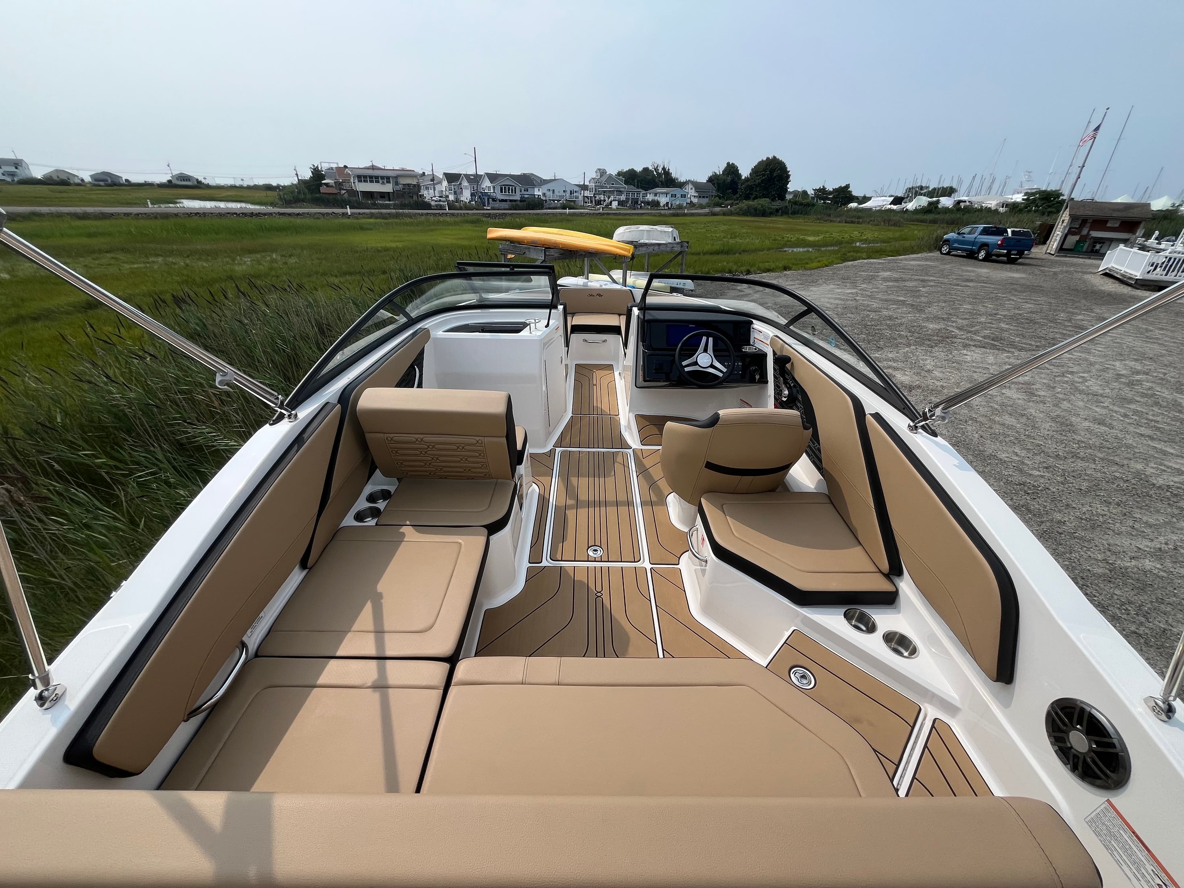 2026 Sea Ray SPX 210 Outboard for Sale in Westbrook, Connecticut Bowrider 4