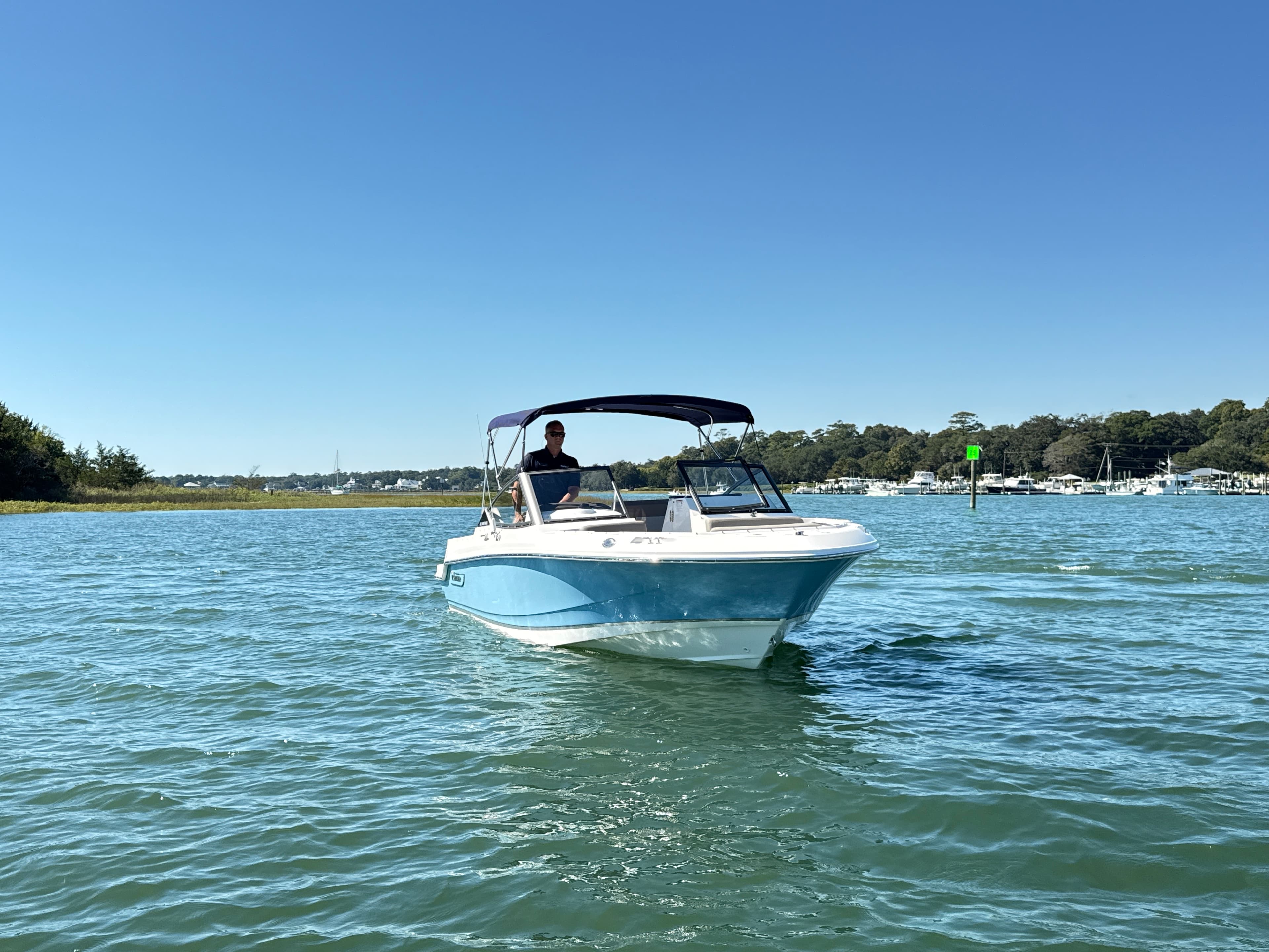 2027 Boston Whaler 210 Vantage for Sale in Wrightsville Beach, North Carolina Bowrider 2