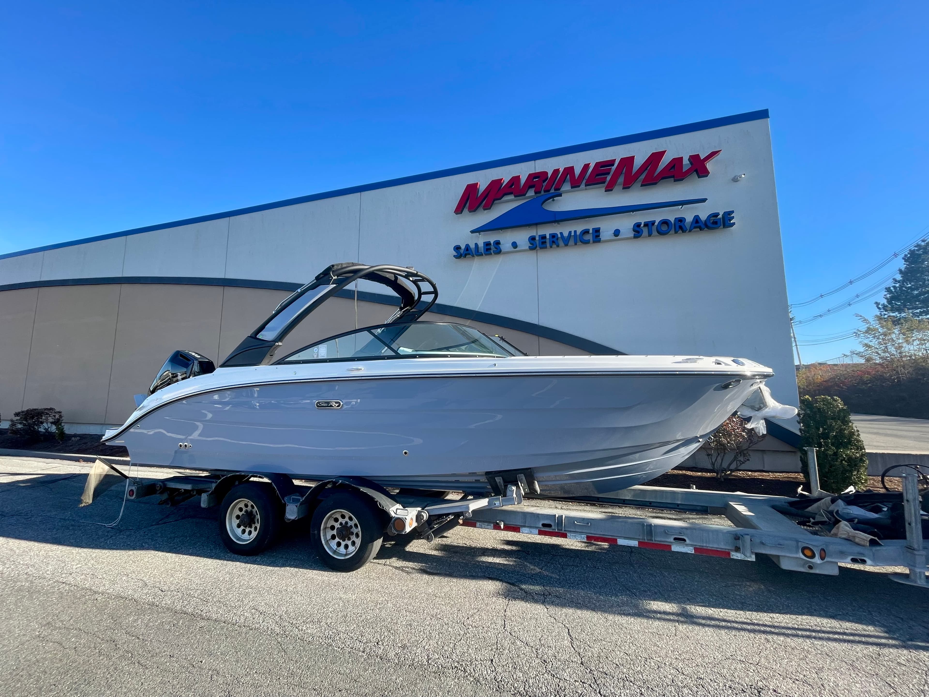 2026 Sea Ray SDX 270 Outboard for Sale in Danvers, Massachusetts Bowrider