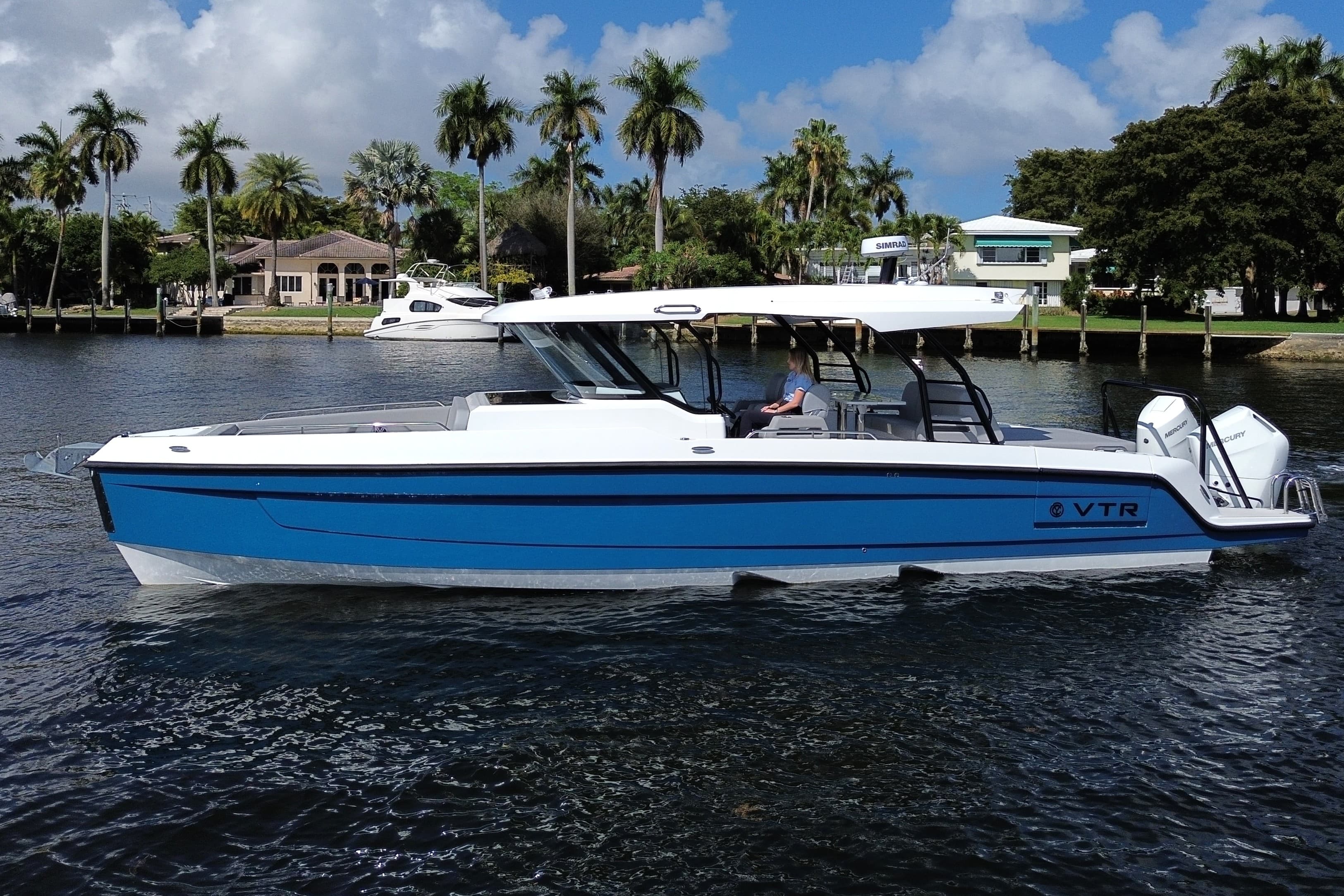2026 Cruisers Yachts 38 VTR for Sale in Pompano Beach, Florida Sport Cruiser 4