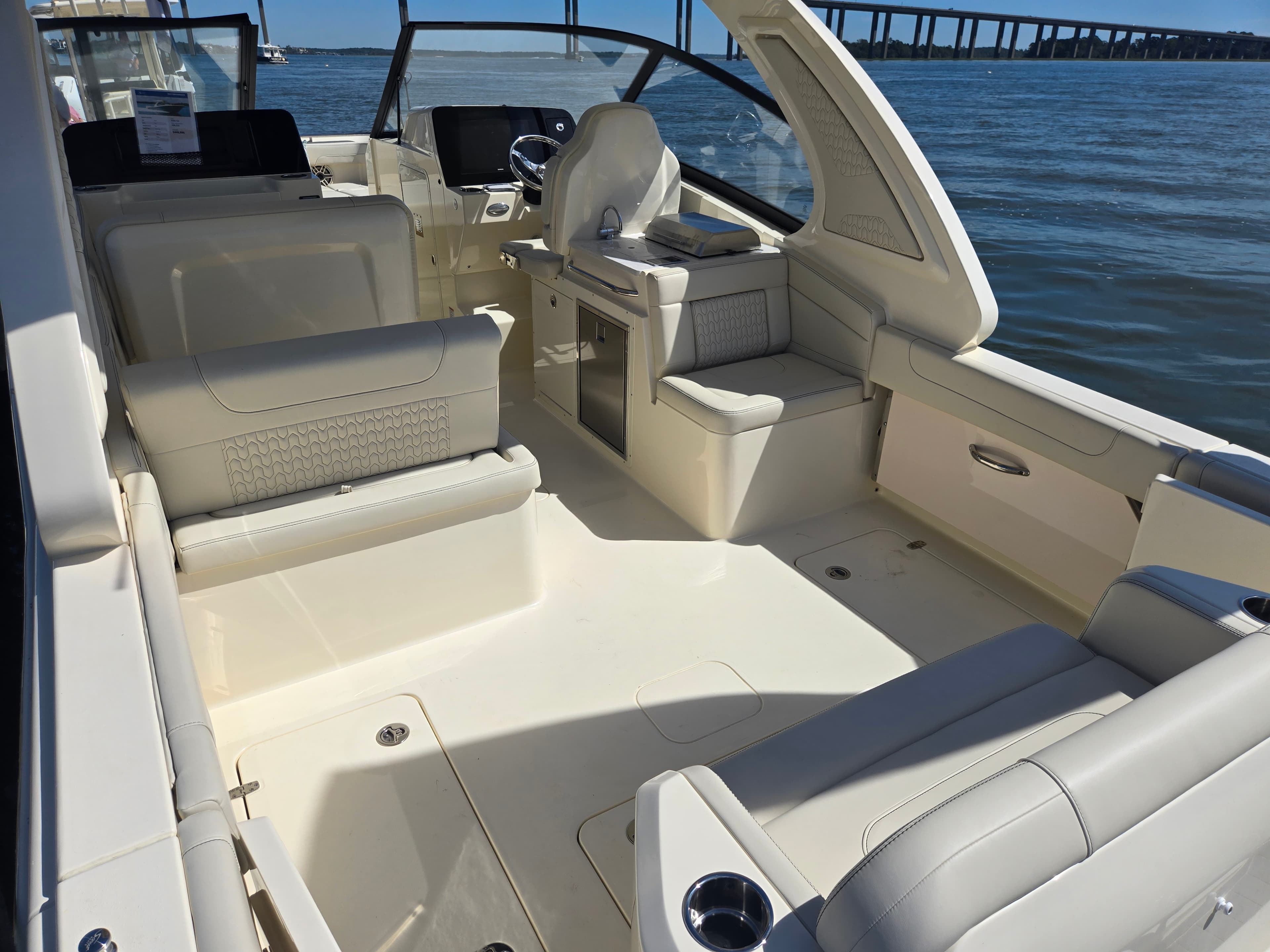 2027 Scout Boats 288 Dorado for Sale in Charleston, SC Dual Console 5