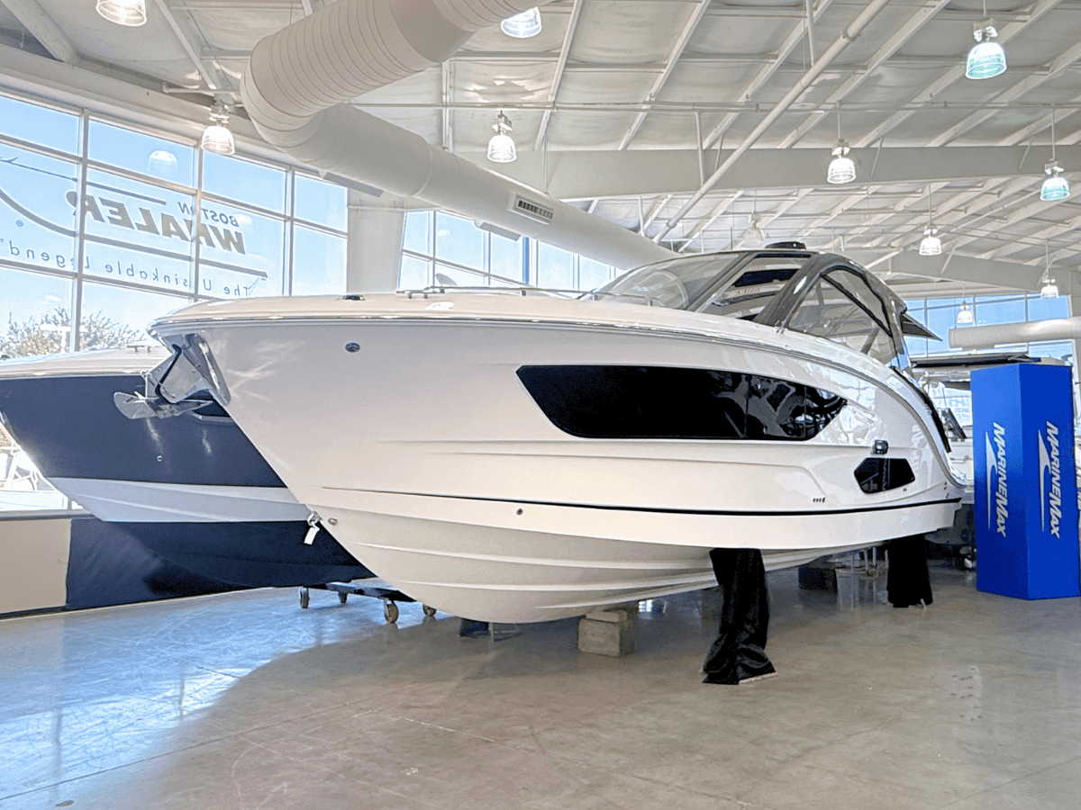 2027 Sea Ray Sundancer 370 for Sale in Lewisville, TX Cruiser 2