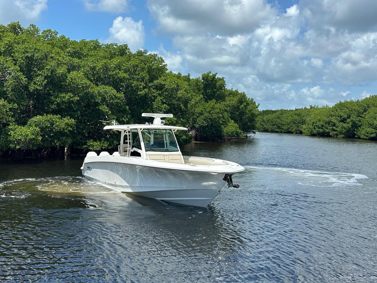 2021 Boston Whaler 380 Outrage for Sale in Key Largo, FL Center Console 2