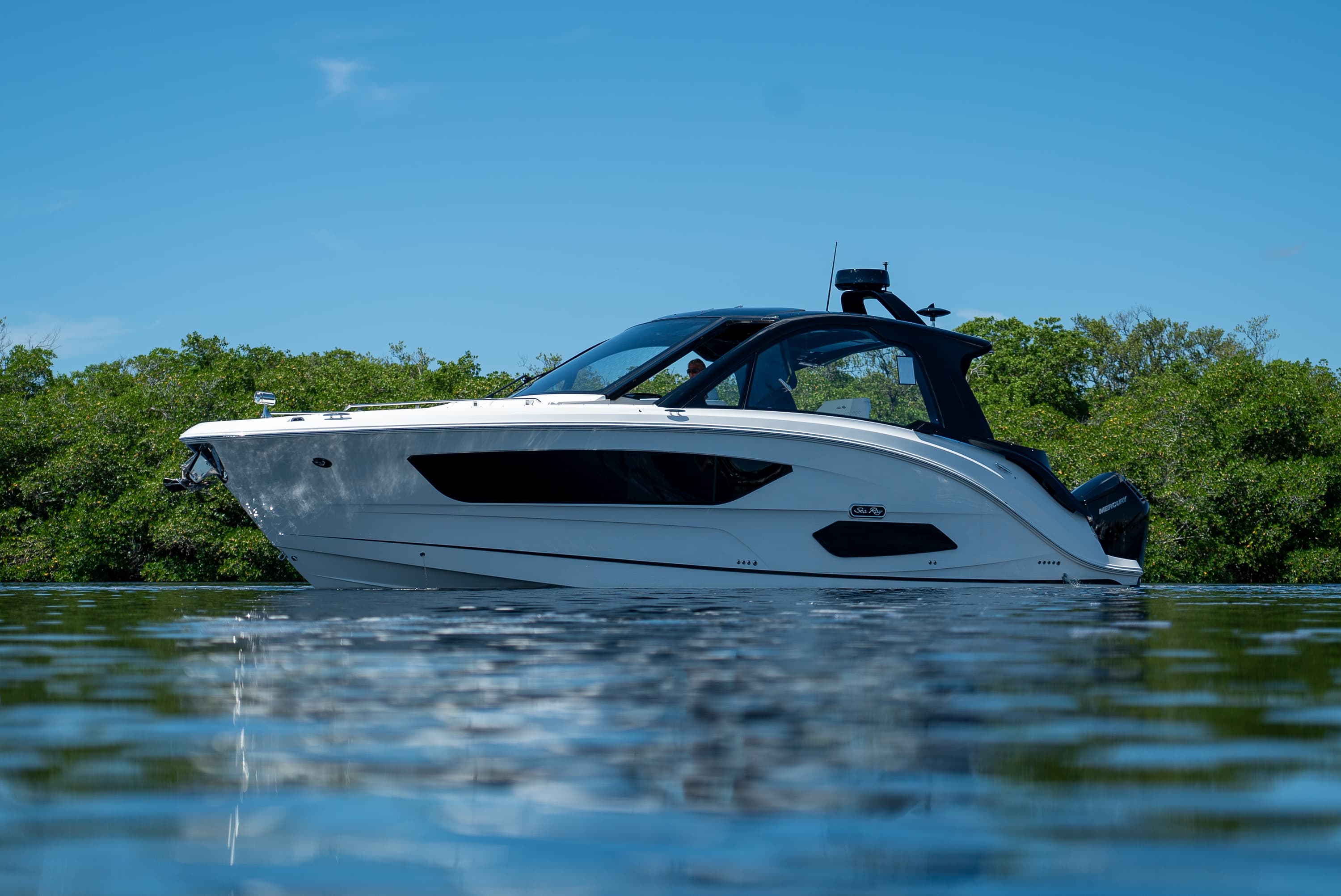 2026 Sea Ray Sundancer 370 Outboard for Sale in Fort Myers, FL Bowrider 3