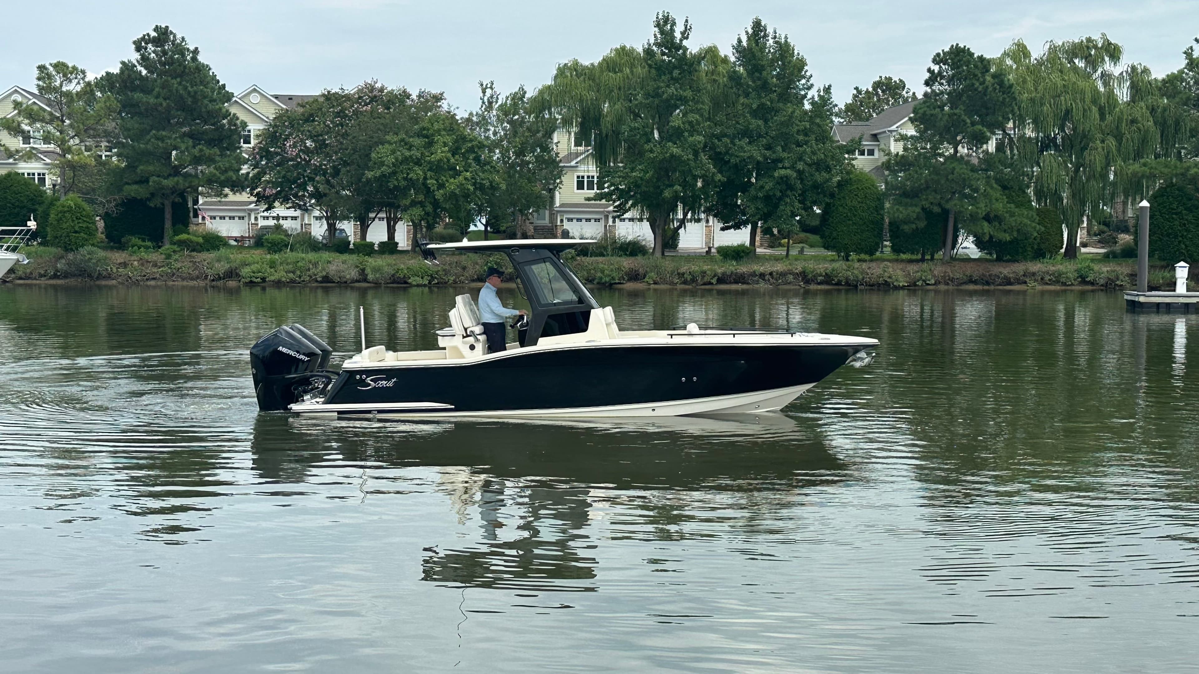 2027 Scout Boats 260 LXF for Sale in Grasonville, MD Center Console