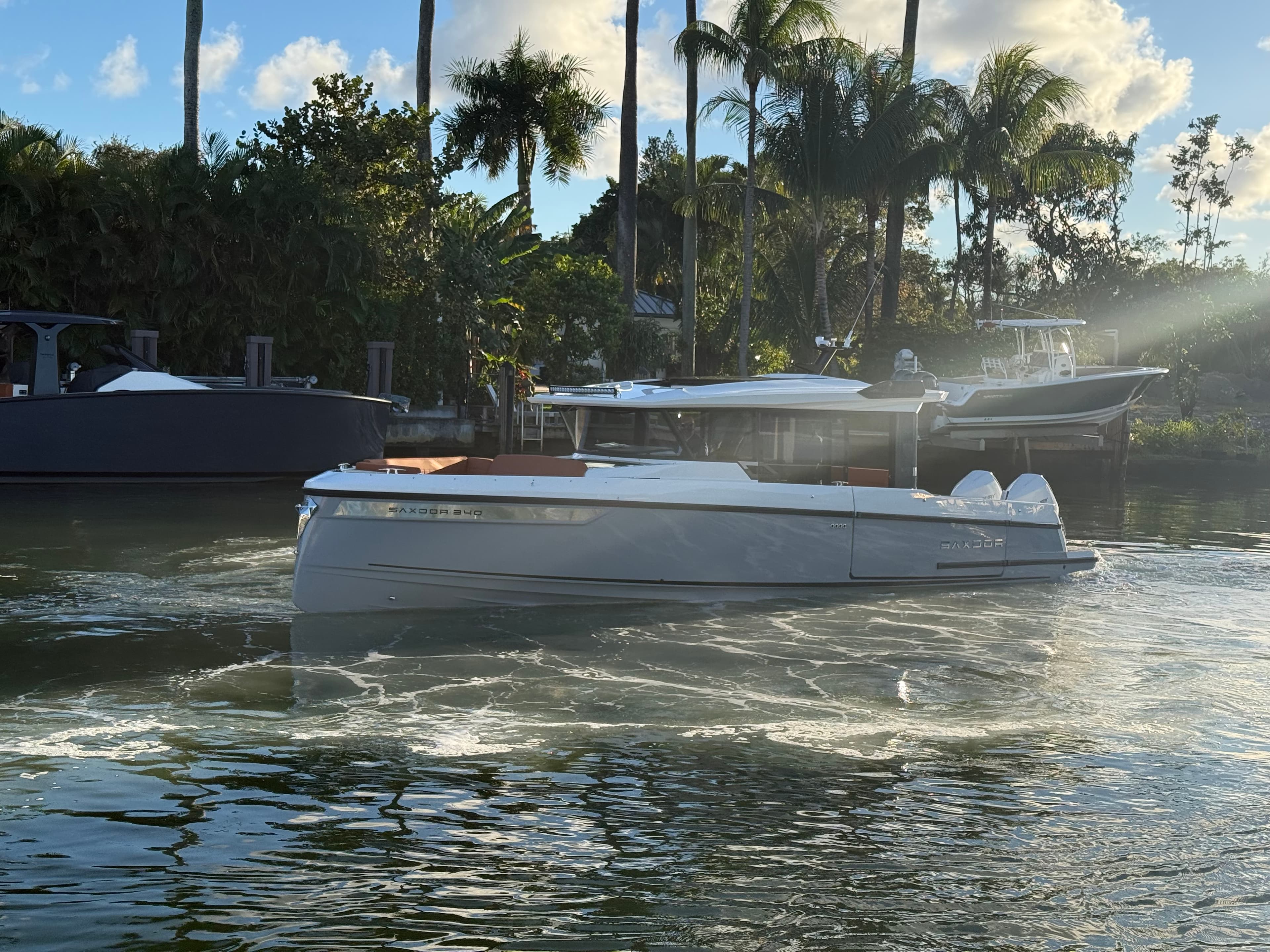 2026 Saxdor 340 GTWA for Sale in Miami, FL Day Boats 4