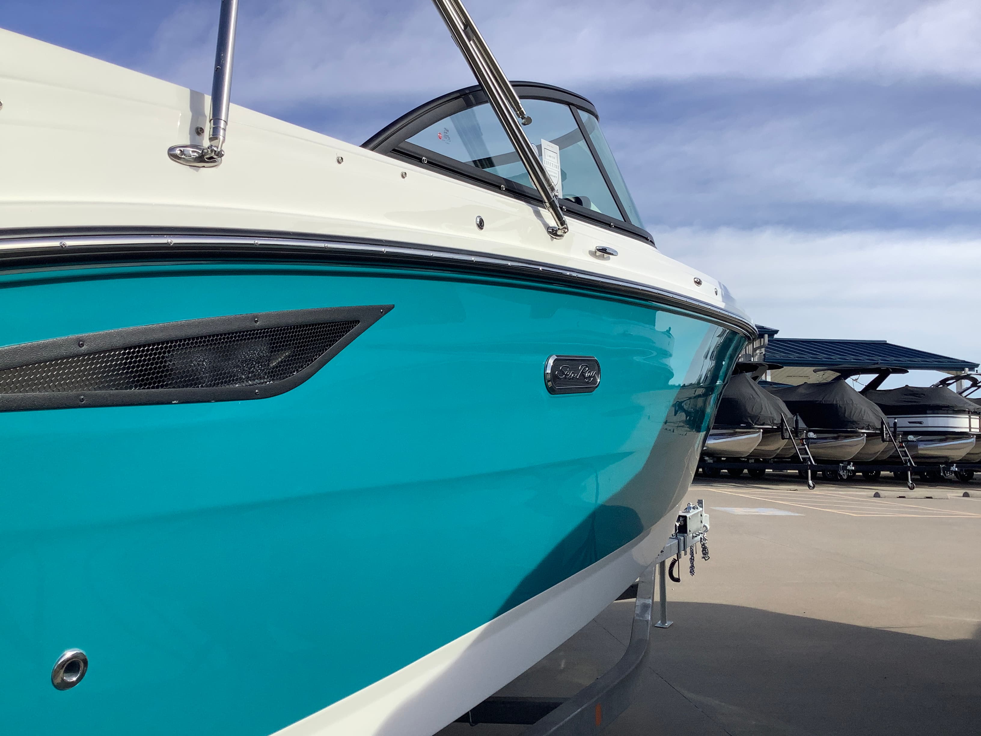 2026 Sea Ray SDX 230 for Sale in Monkey Island, OK Bowrider 3
