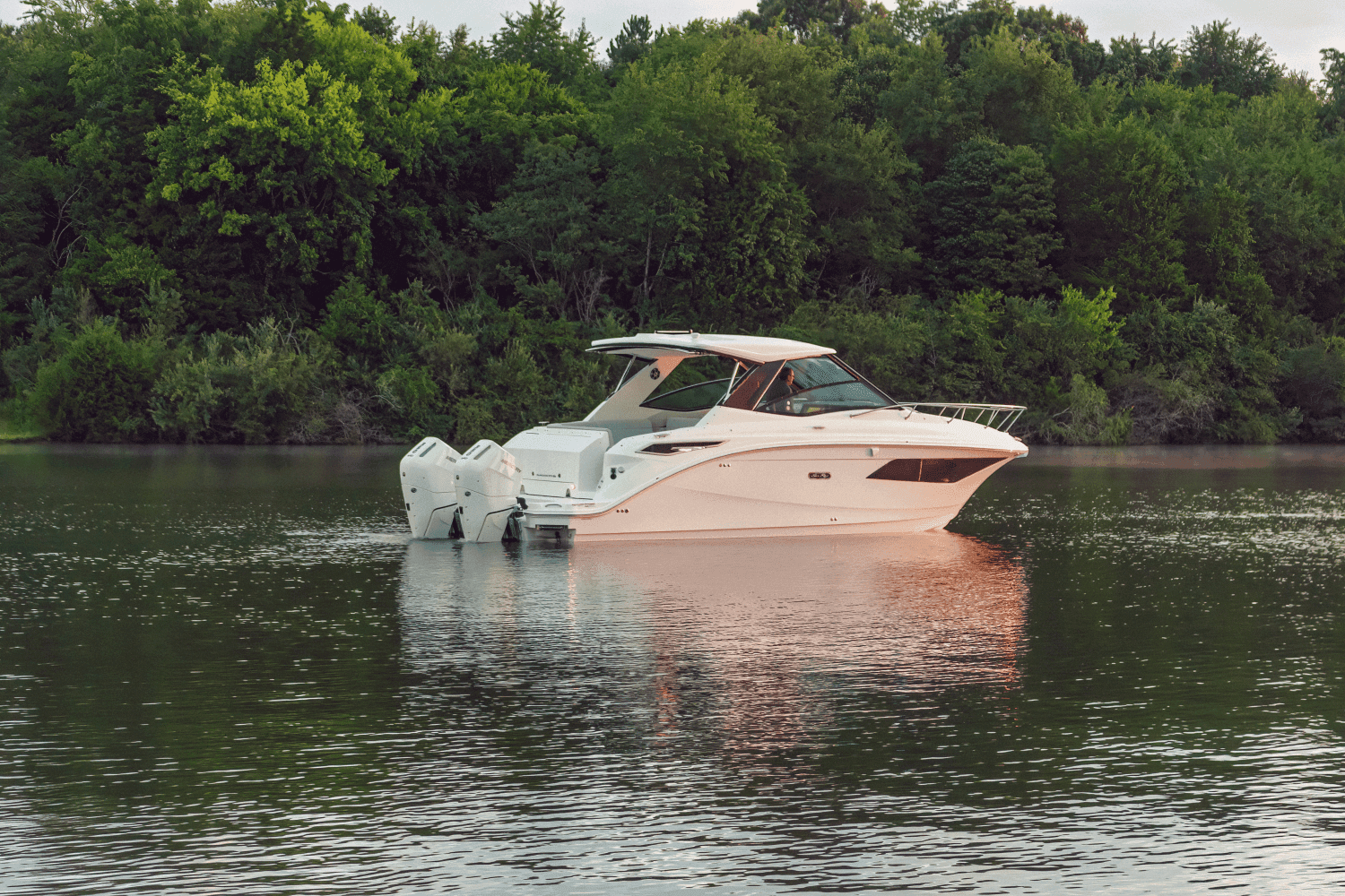 2027 Sea Ray Sundancer 320 Outboard for Sale in Thunderbolt, Georgia Express Cruiser 4