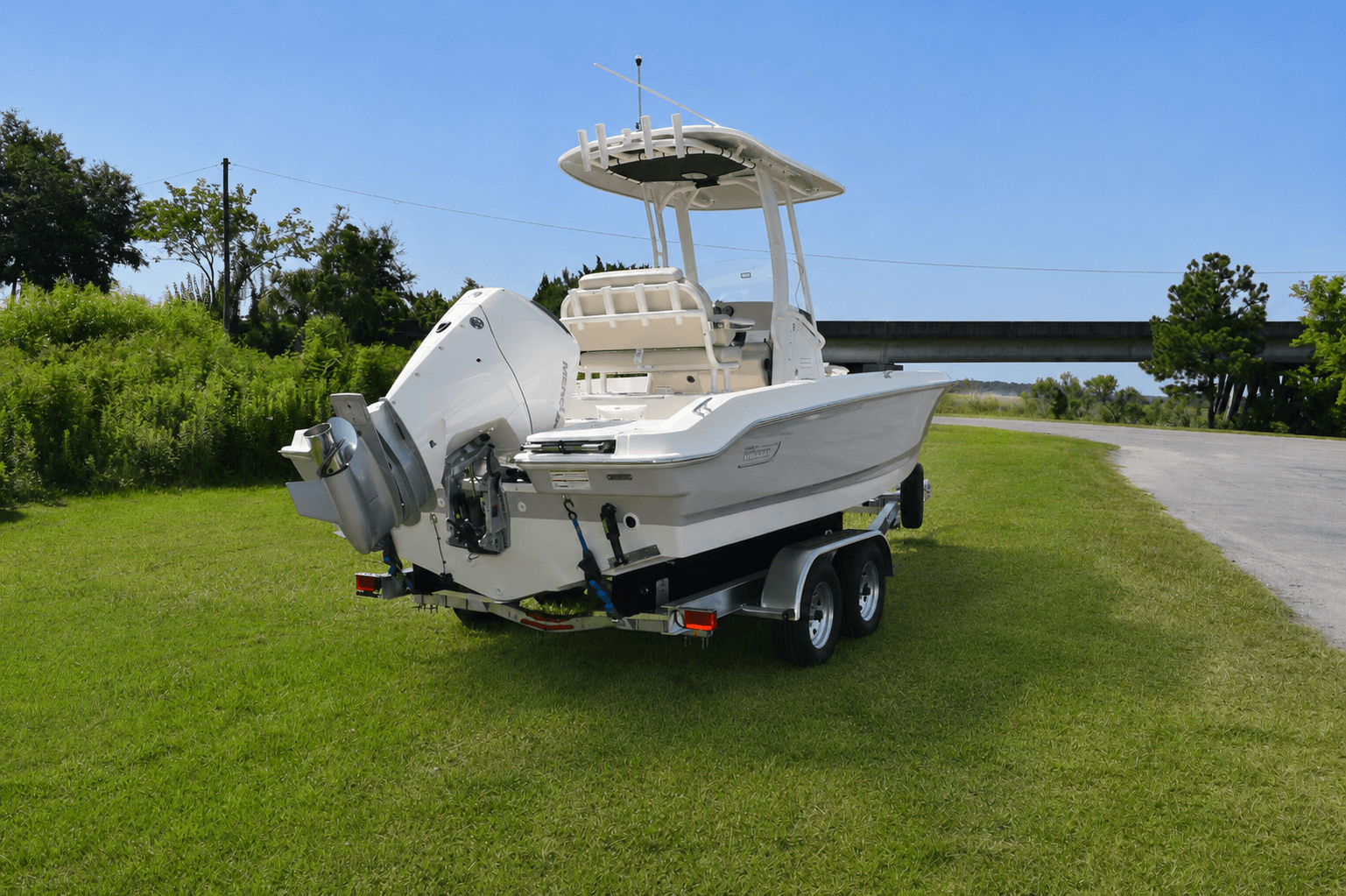 2027 Boston Whaler 220 Dauntless for Sale in Thunderbolt, GA Center Console 2