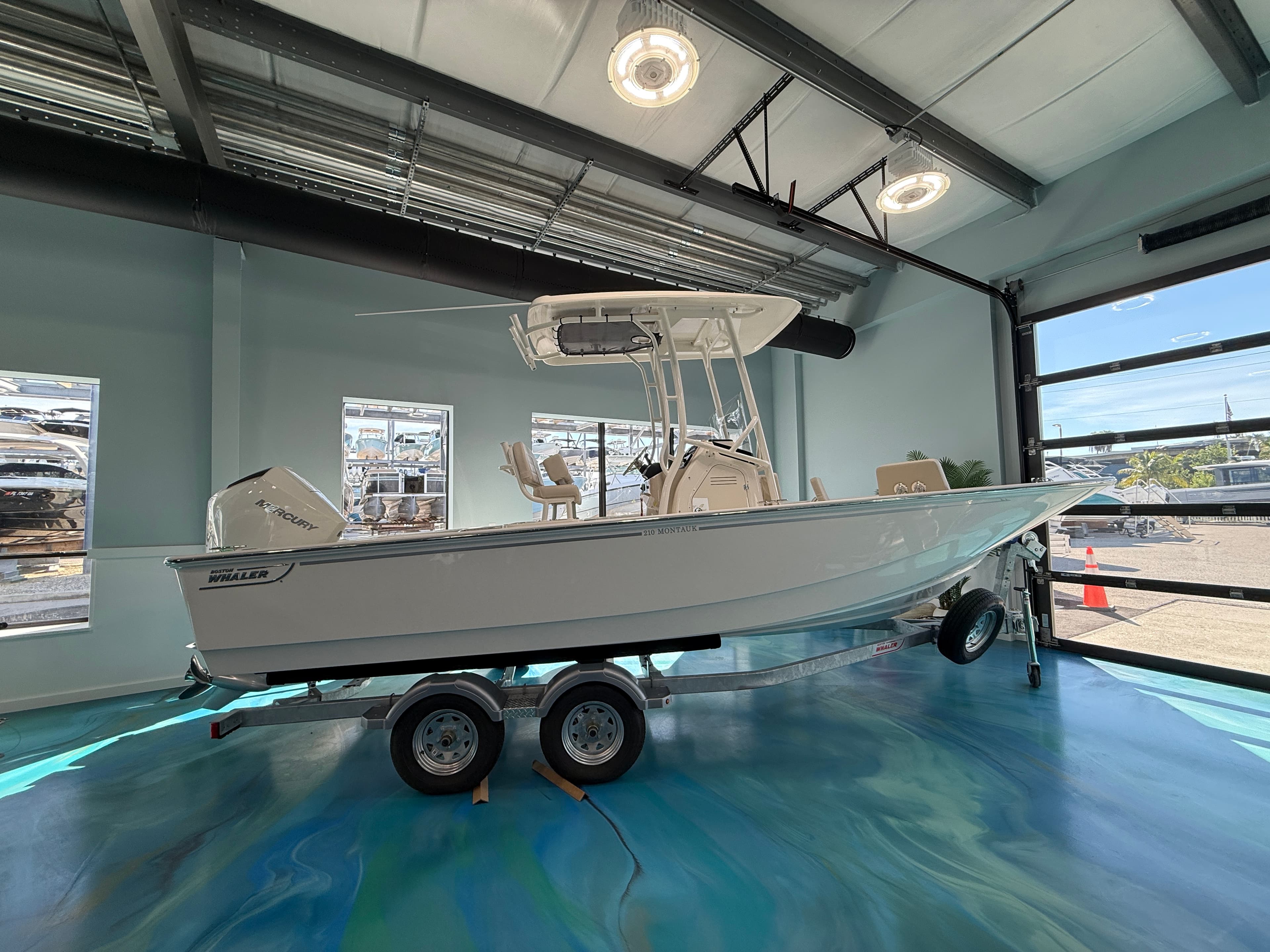 2027 Boston Whaler 210 Montauk for Sale in Sarasota, FL Center Console