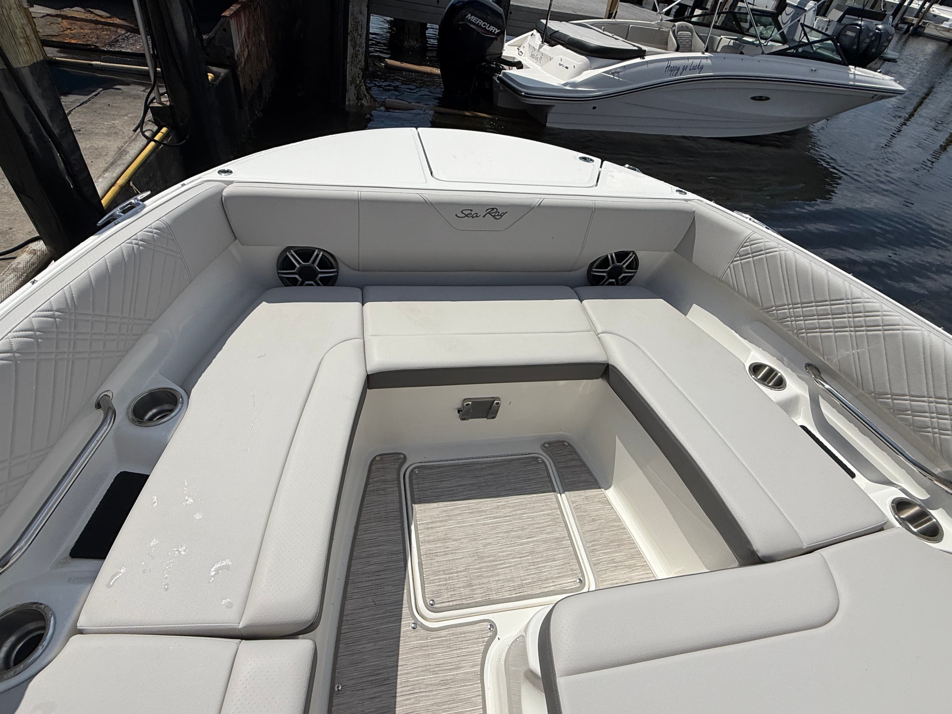2027 Sea Ray SDX 270 Outboard for Sale in Venice, Florida Bowrider 4