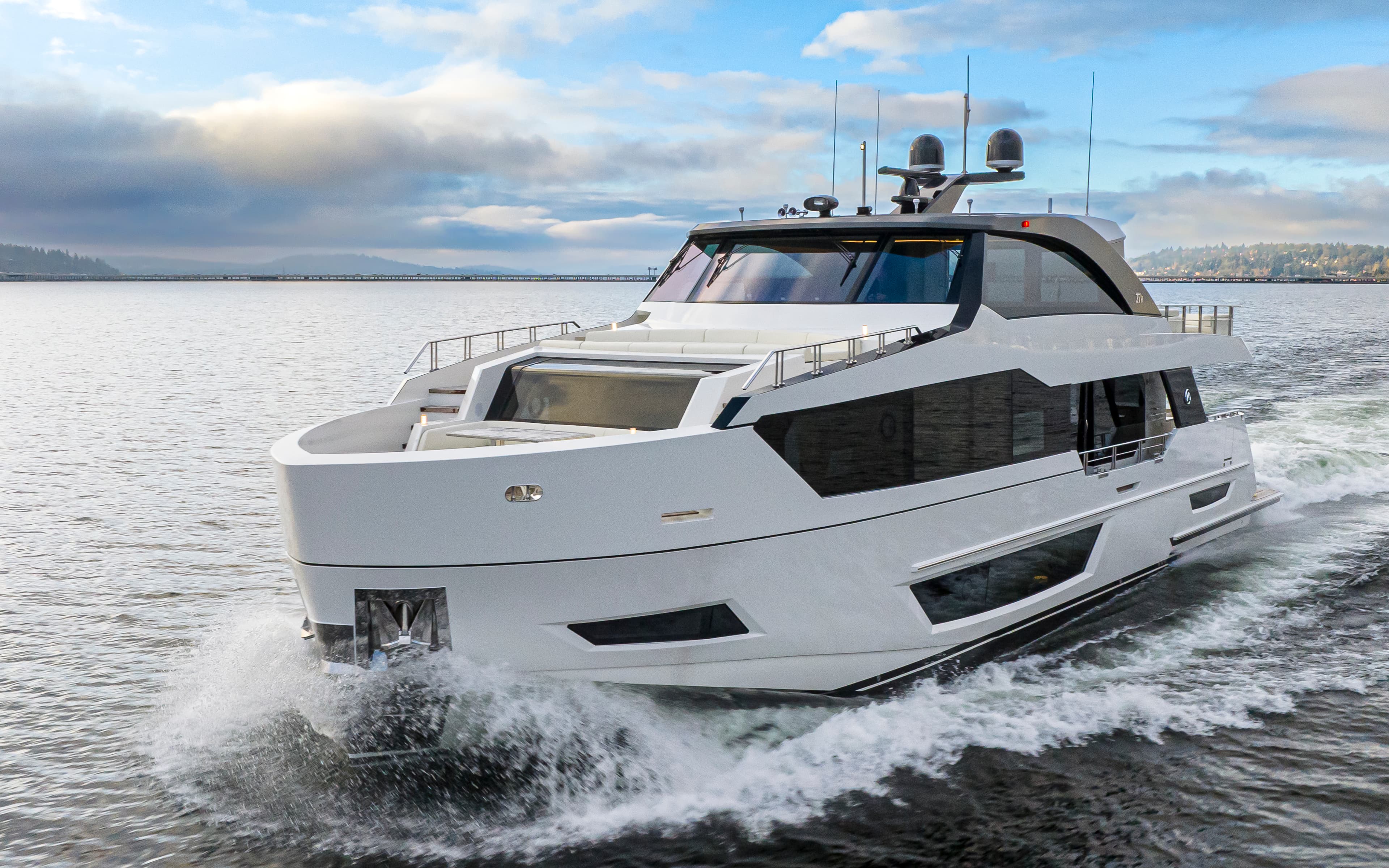 2023 Ocean Alexander 27R for Sale in Ocean Reef, FL Flybridge
