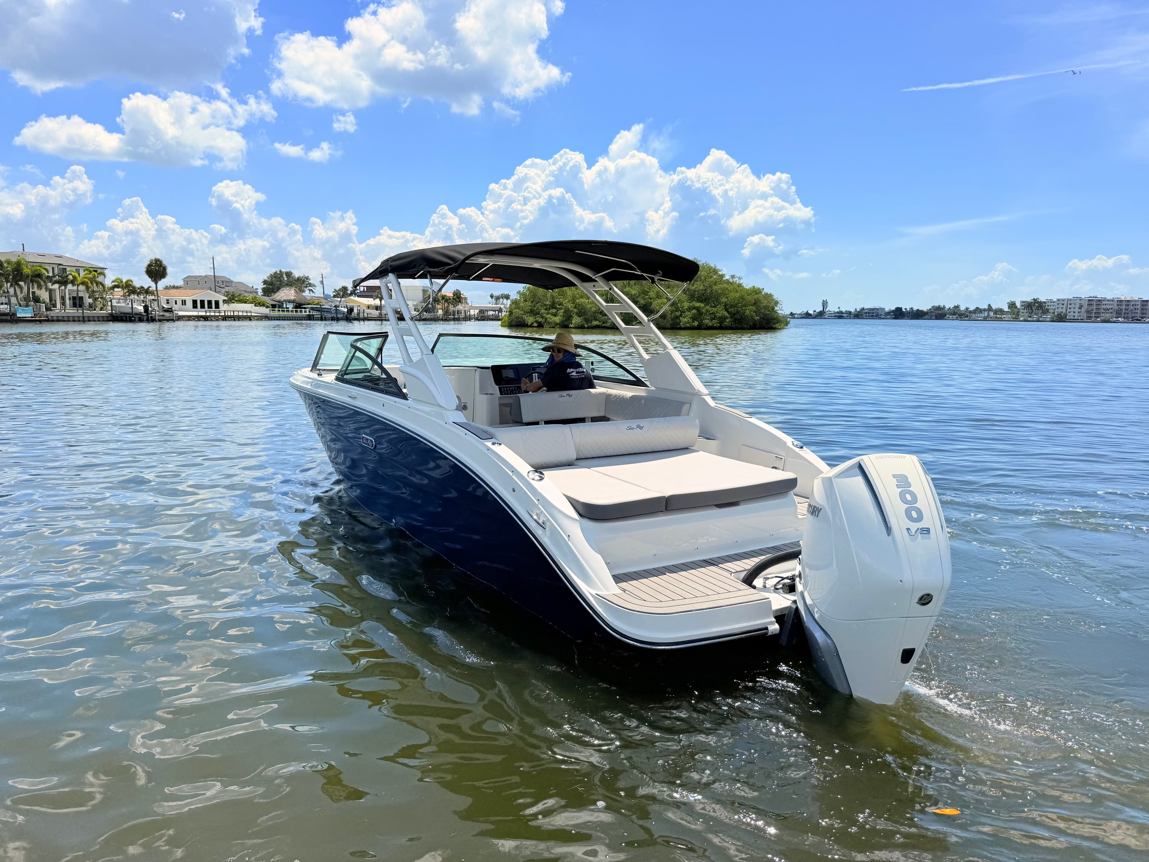 2027 Sea Ray SDX 270 Outboard for Sale in St Petersburg, FL Bowrider 4