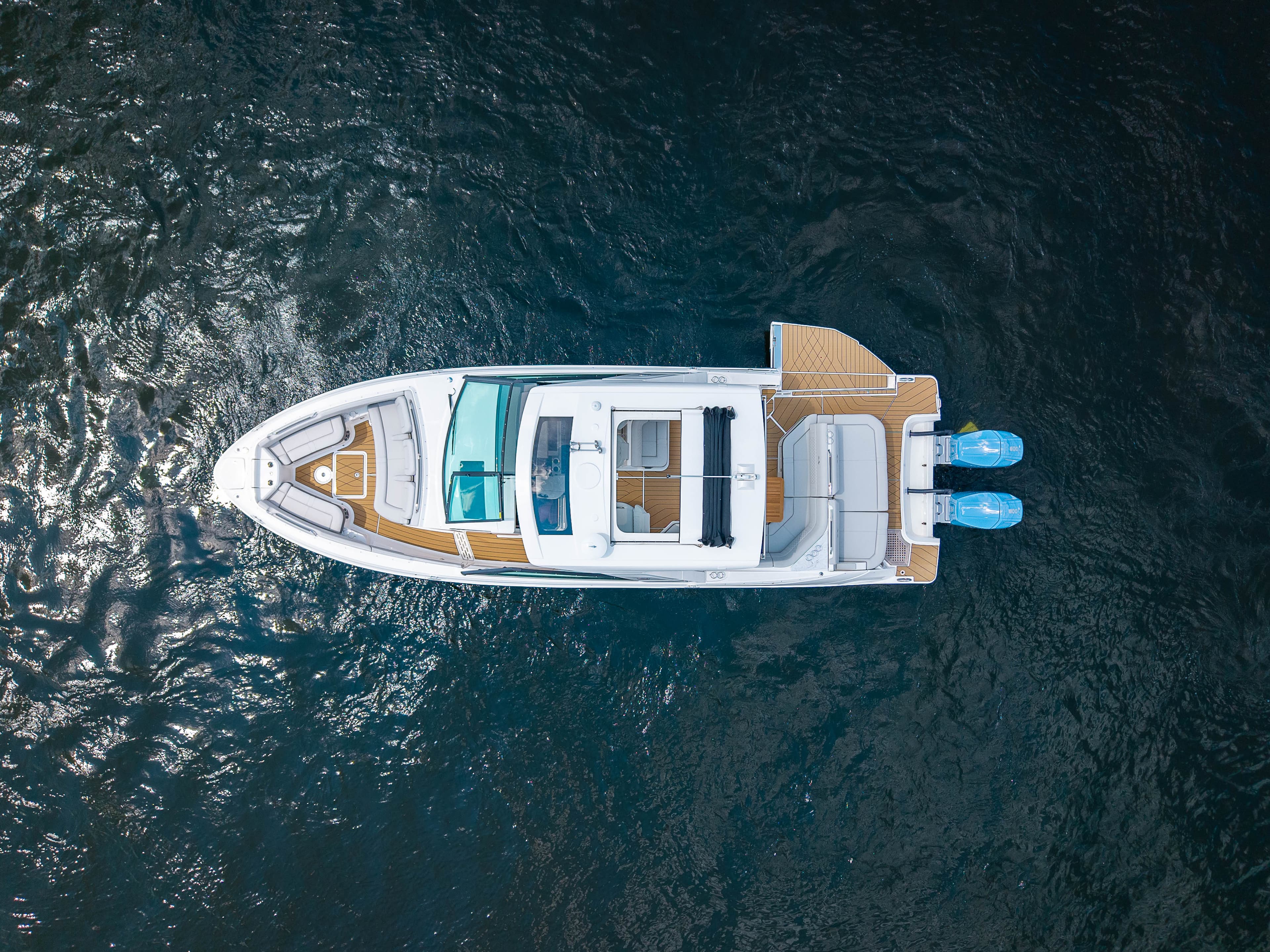 2026 Sea Ray SLX 400 Outboard for Sale in Lake Ozark, MO Bowrider 4