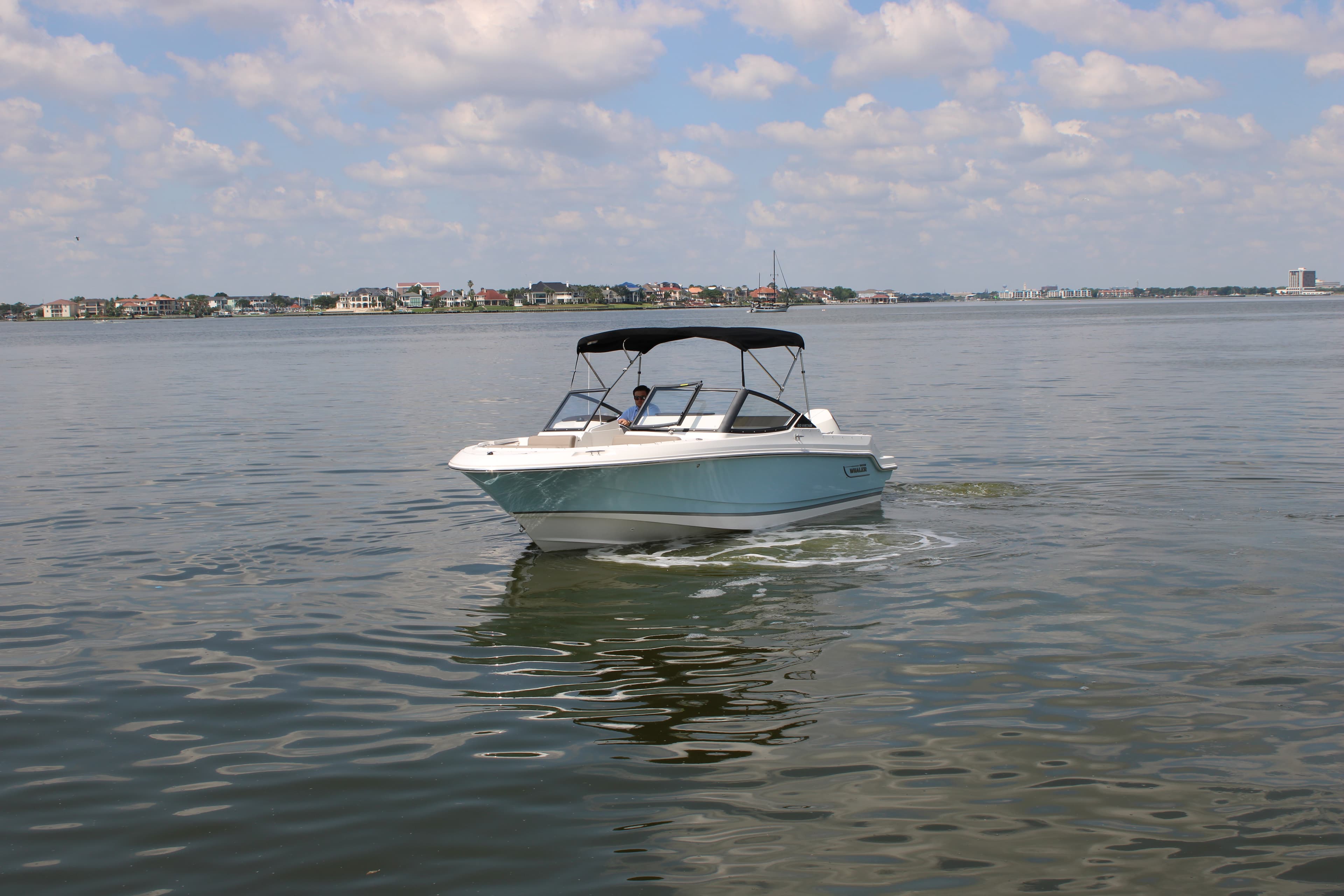 2026 Boston Whaler 210 Vantage for Sale in Seabrook, TX Bowrider 4