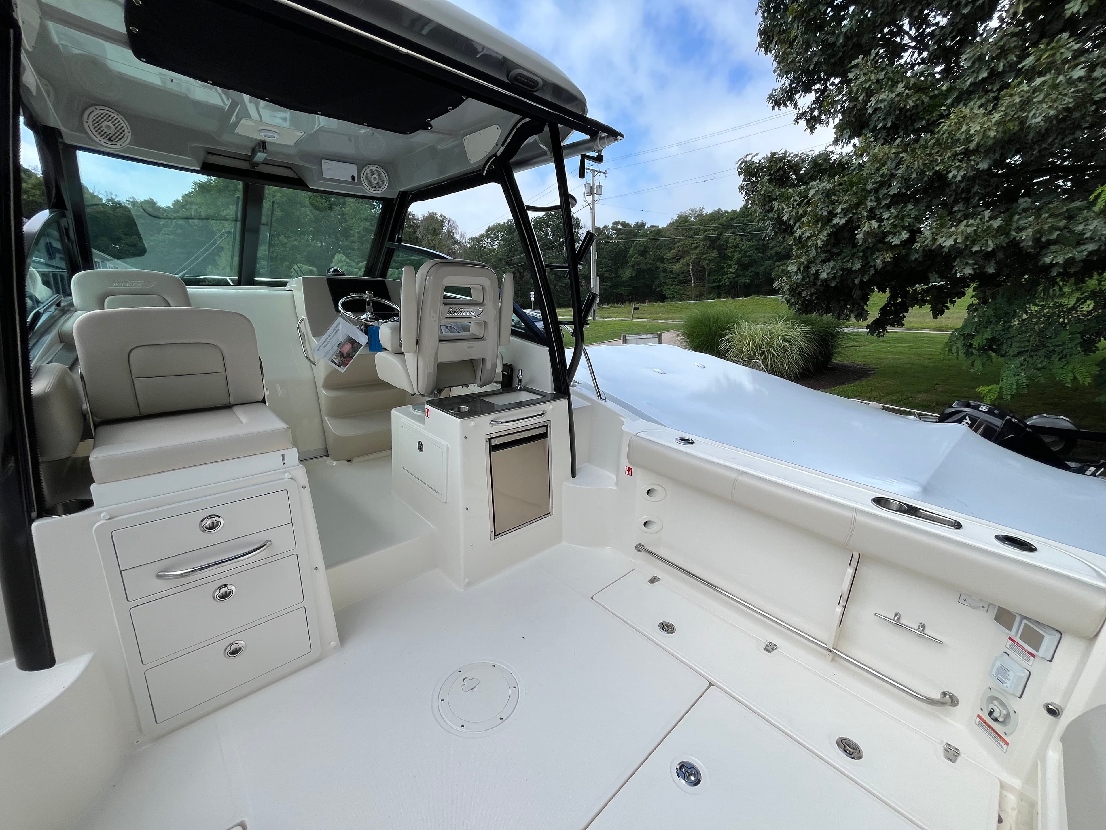 2027 Boston Whaler 285 Conquest for Sale in Wakefield, RI Freshwater Fishing 5