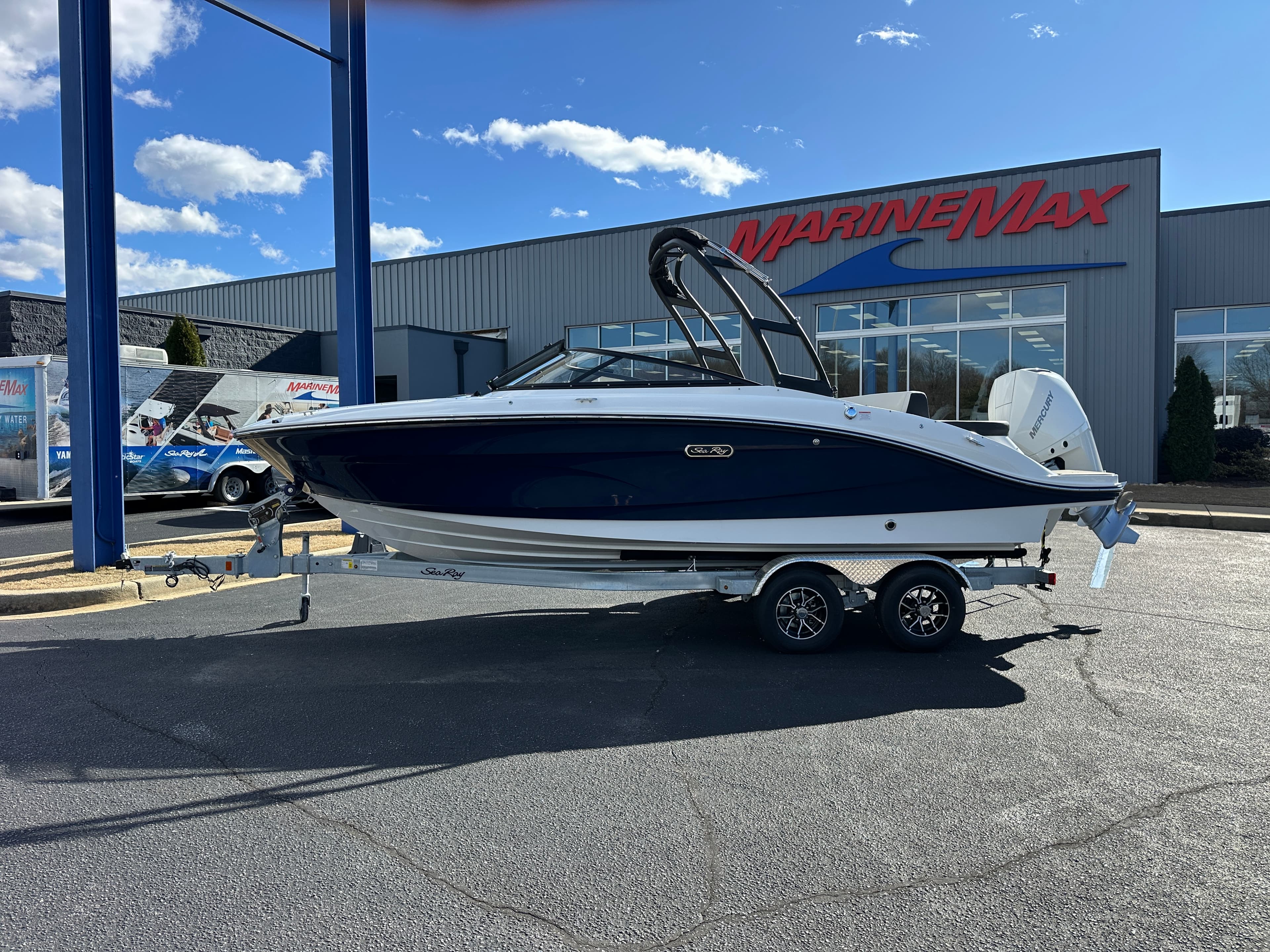 2026 Sea Ray SPX 210 Outboard for Sale in Greenville, SC Bowrider