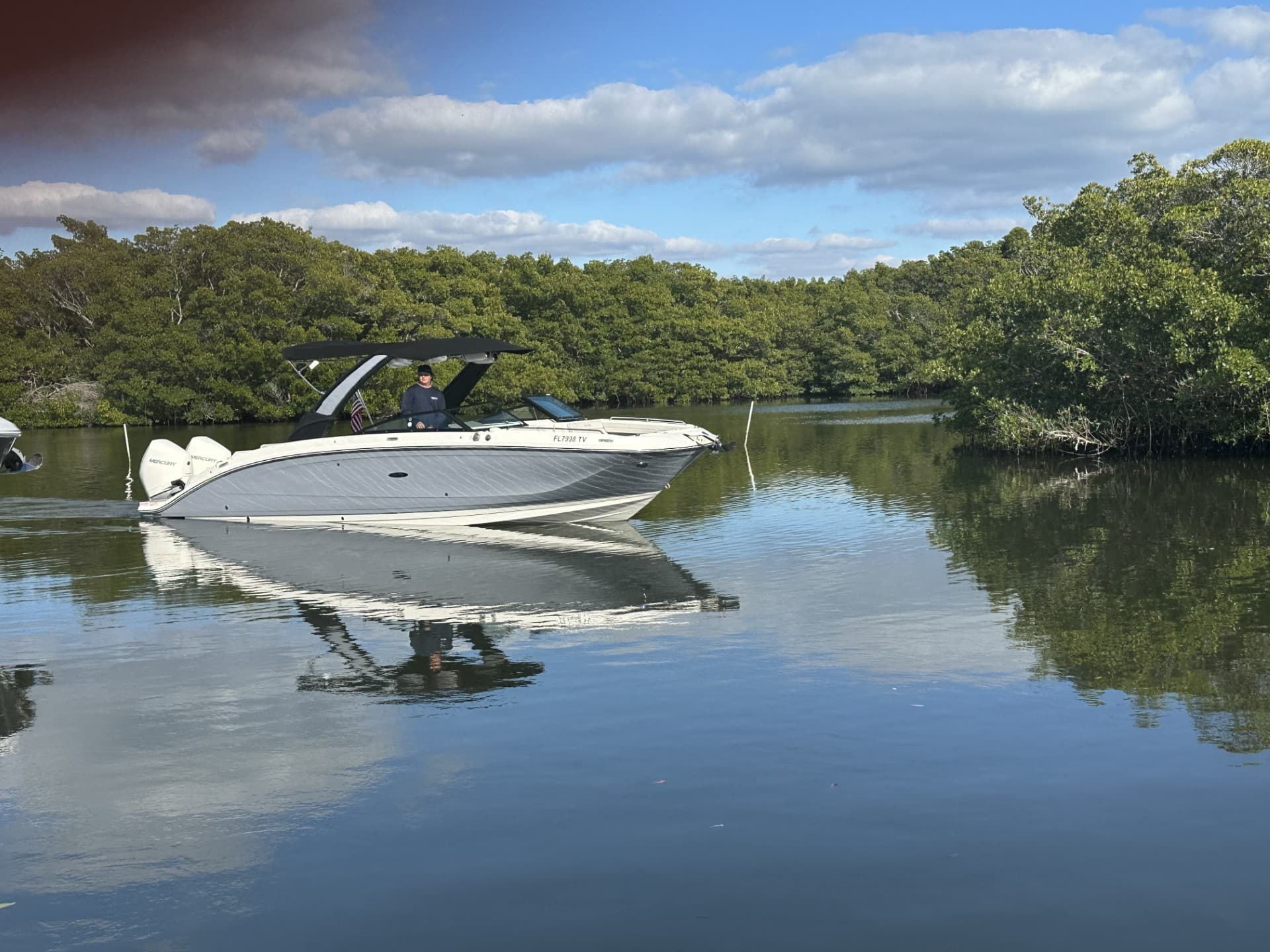 2024 Sea Ray SDX 290 Outboard for Sale in Clearwater, Florida Bowrider 3