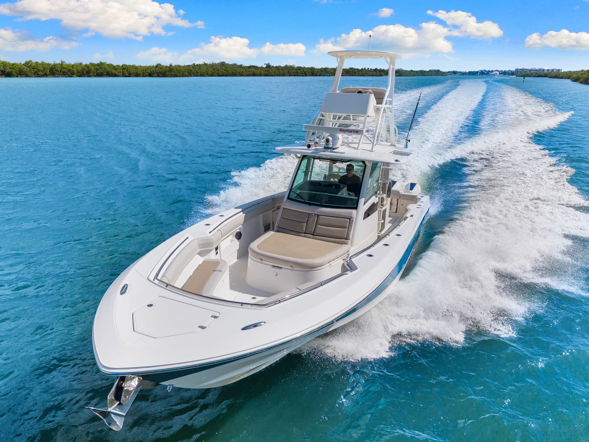 2020 Boston Whaler 380 Outrage for Sale in Naples, Florida Center Console
