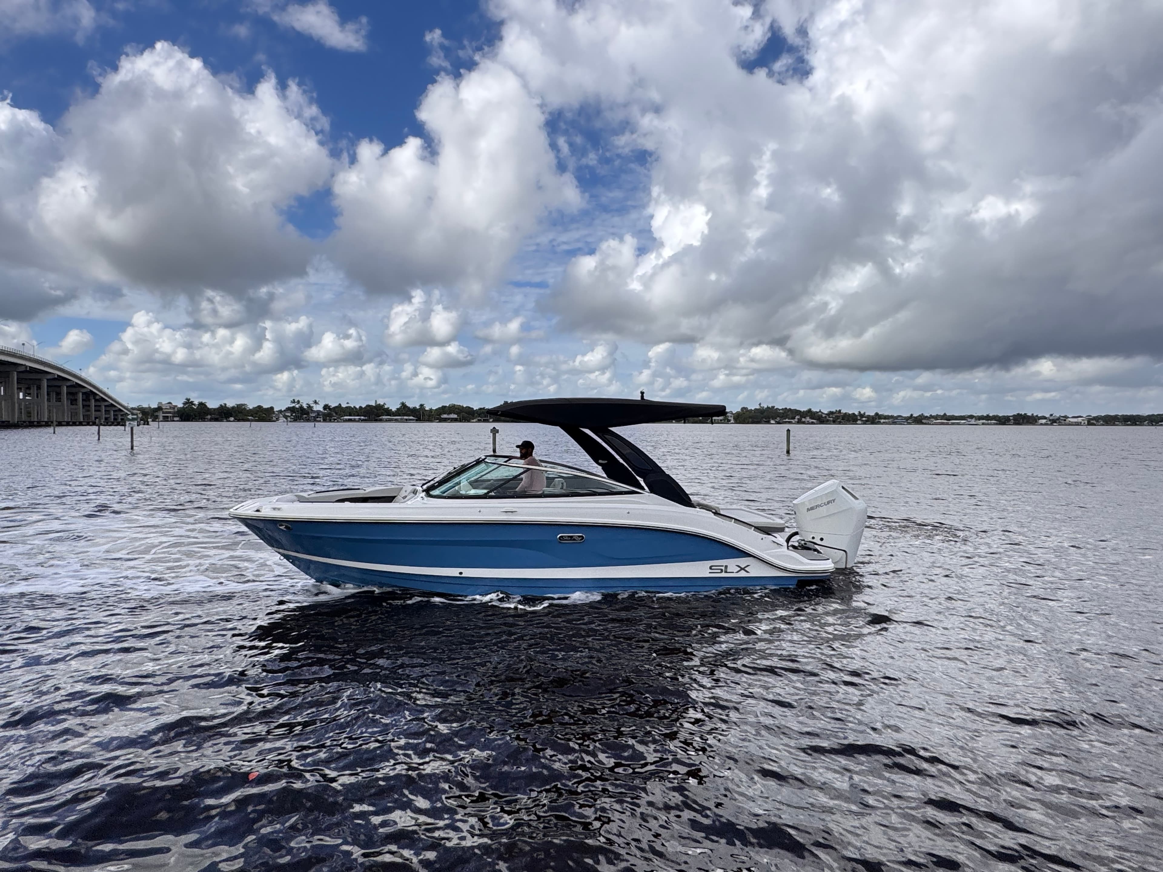 2026 Sea Ray SLX 260 Outboard for Sale in Stuart, Florida Bowrider 2