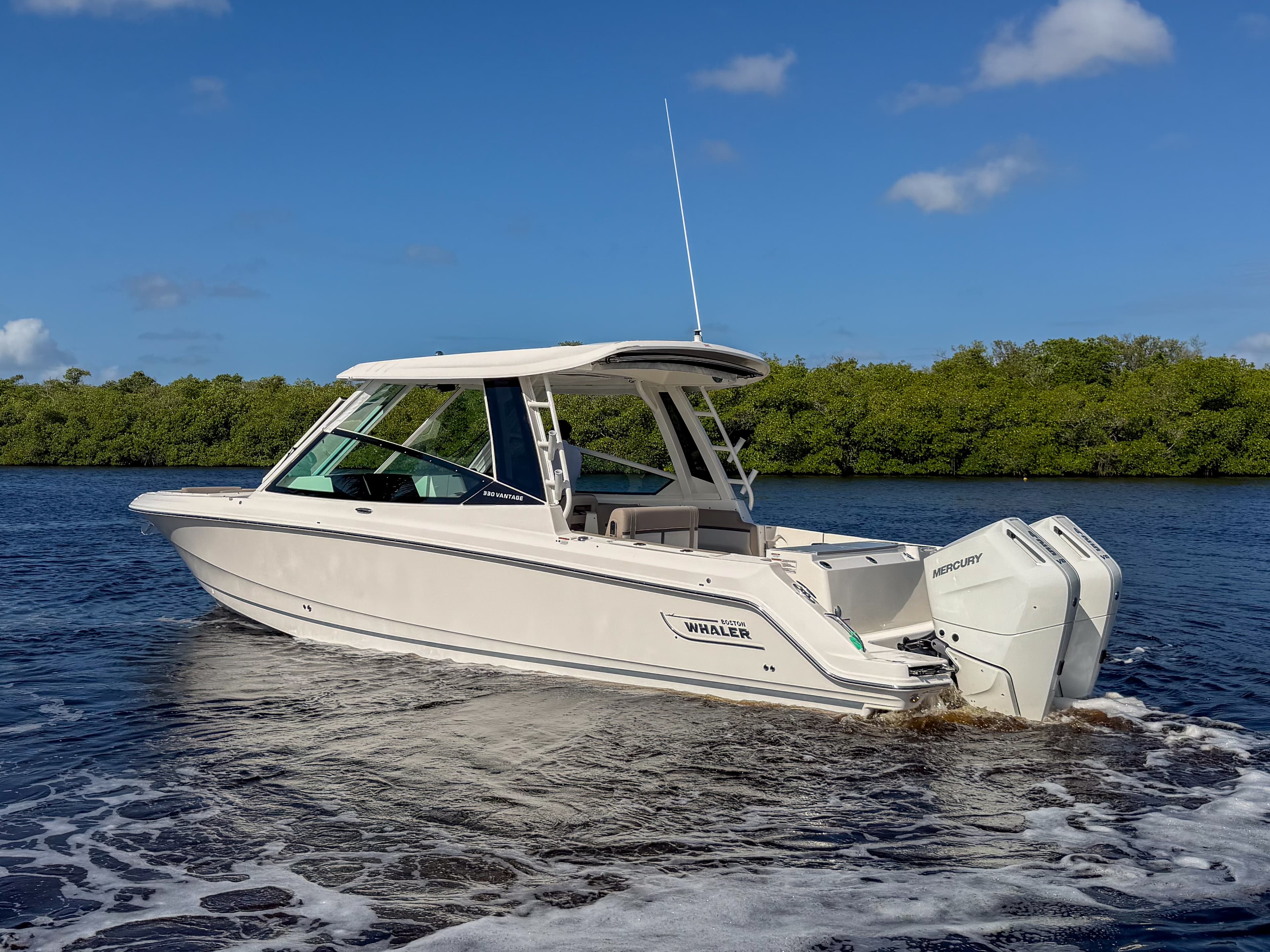 2027 Boston Whaler 330 Vantage for Sale in Fort Myers, FL Dual Console 4