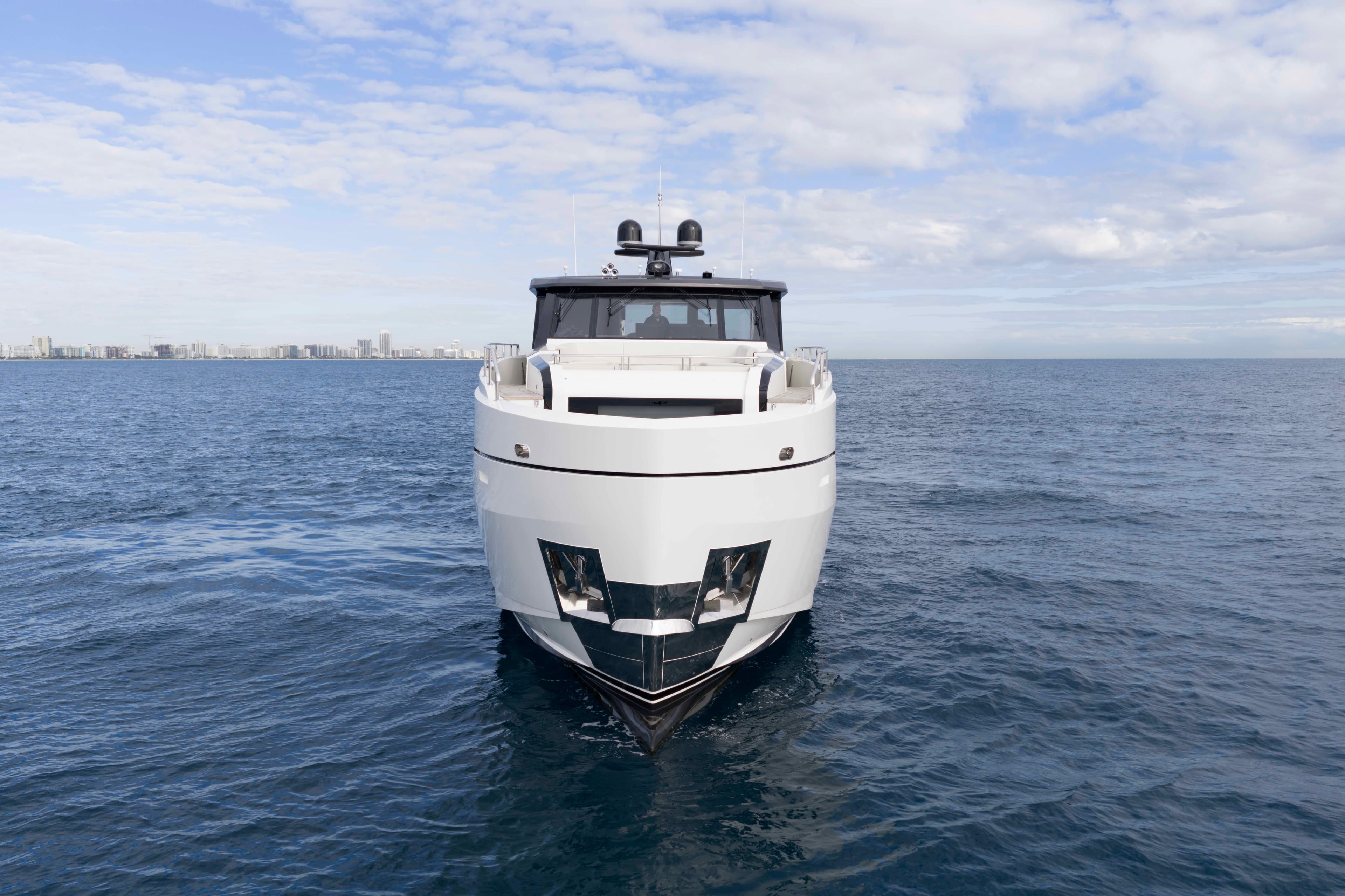 2027 Ocean Alexander 30R for Sale in Pompano Beach, FL Megayacht 2