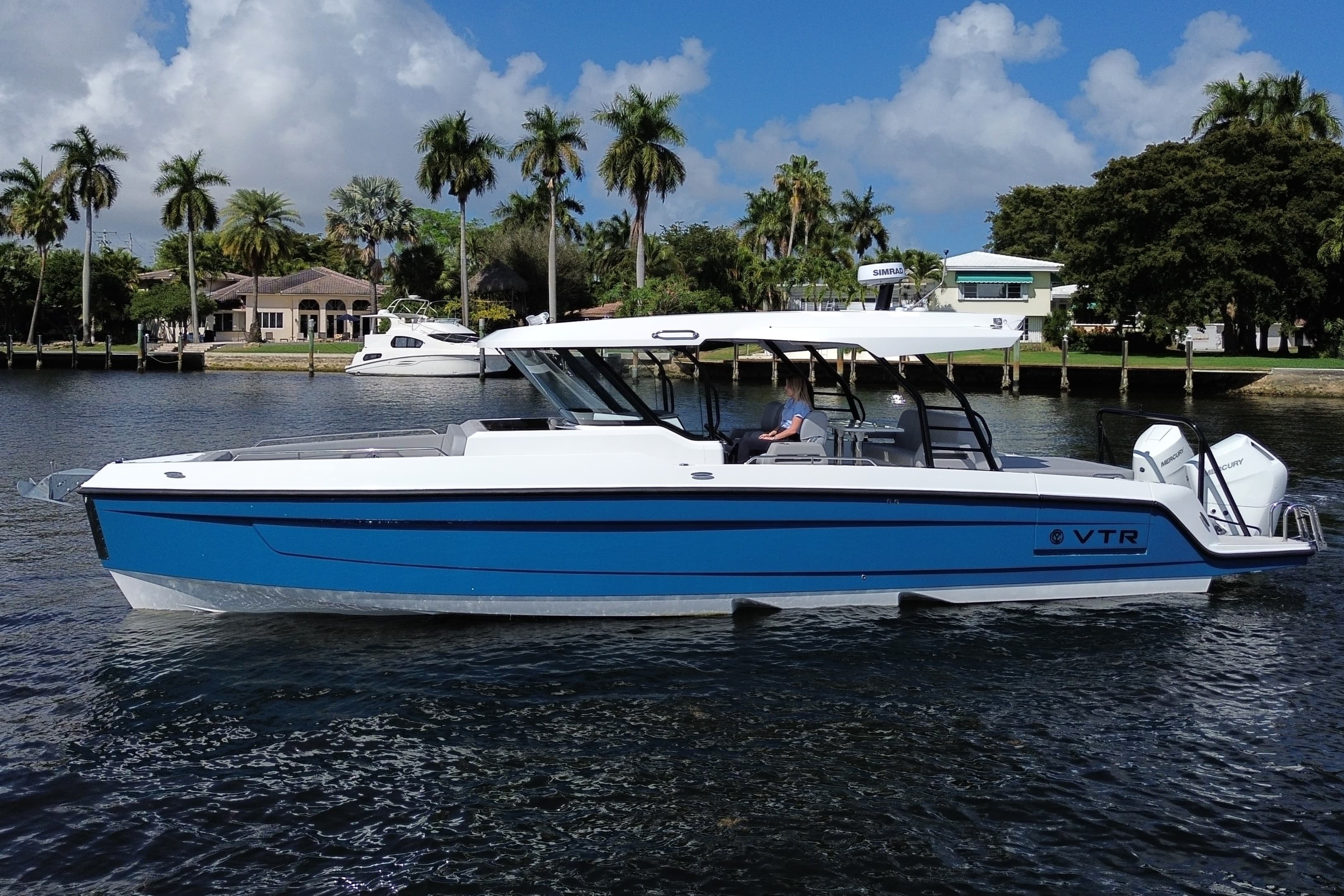 2026 Cruisers Yachts 38 VTR for Sale in Pompano Beach, Florida Sport Cruiser 3