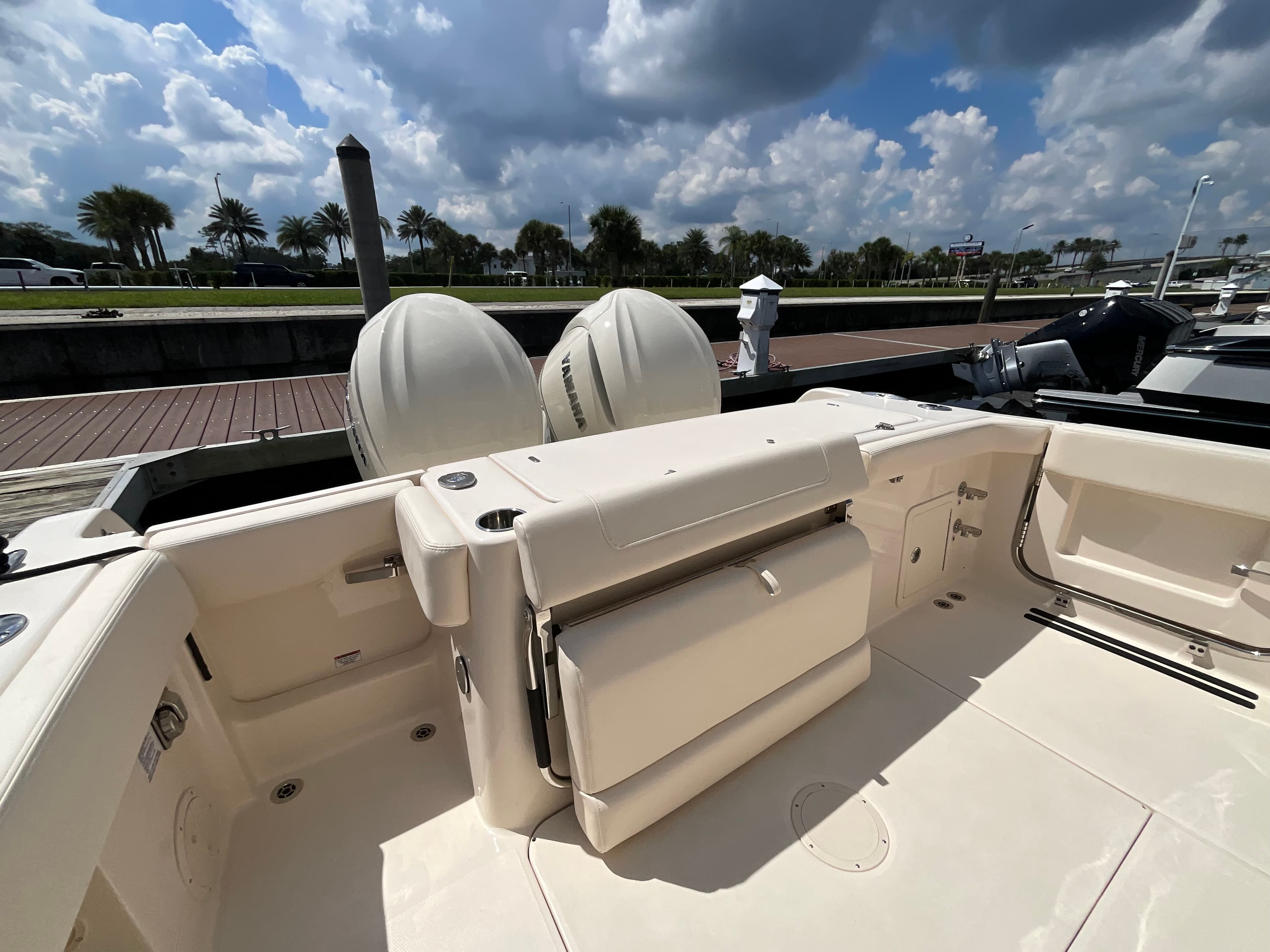2027 Grady-White Boats Canyon 306 for Sale in Jacksonville Beach, Florida Center Console 3