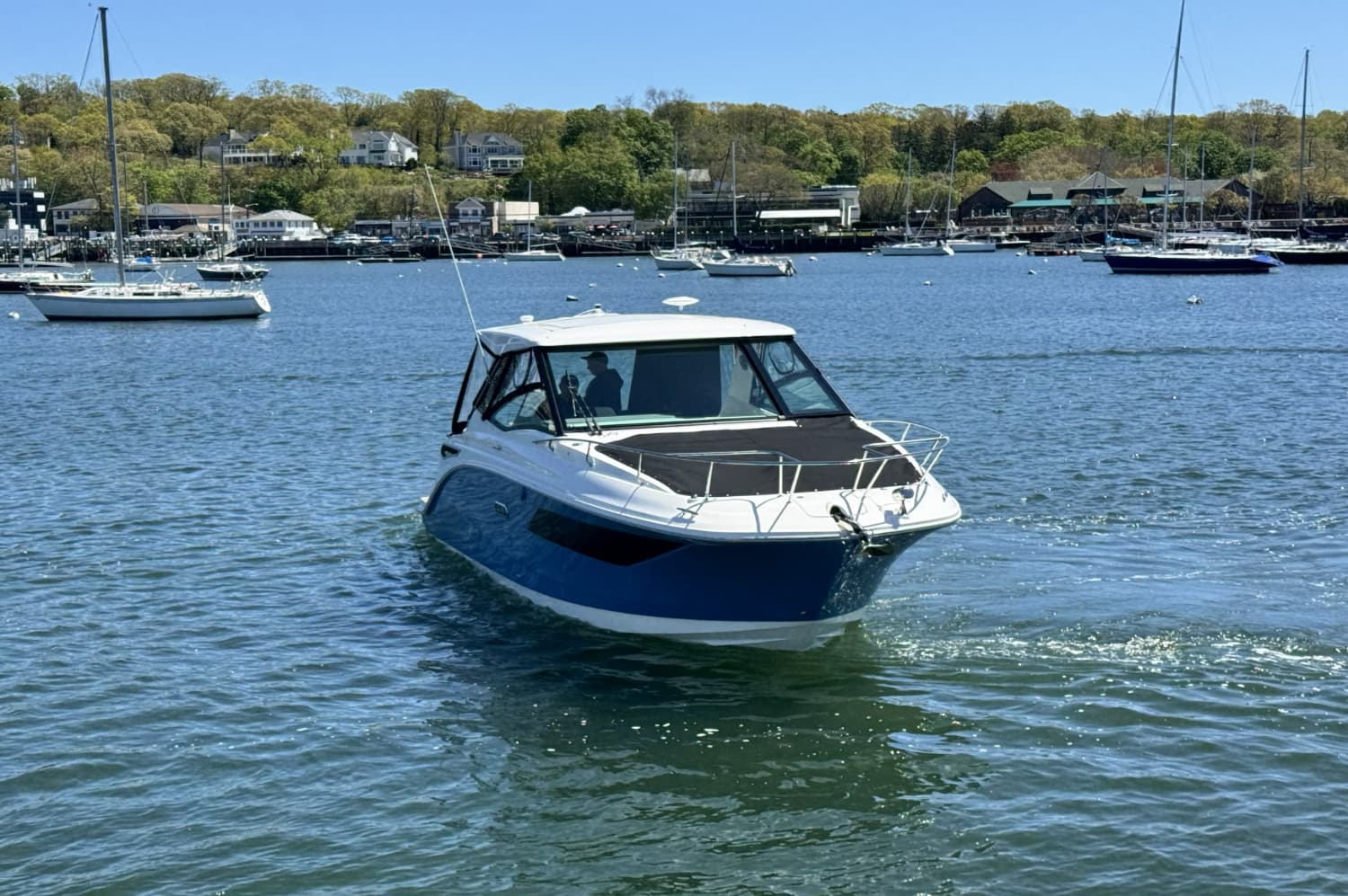 2026 Sea Ray Sundancer 320 Outboard for Sale in Huntington, NY Express Cruiser 2
