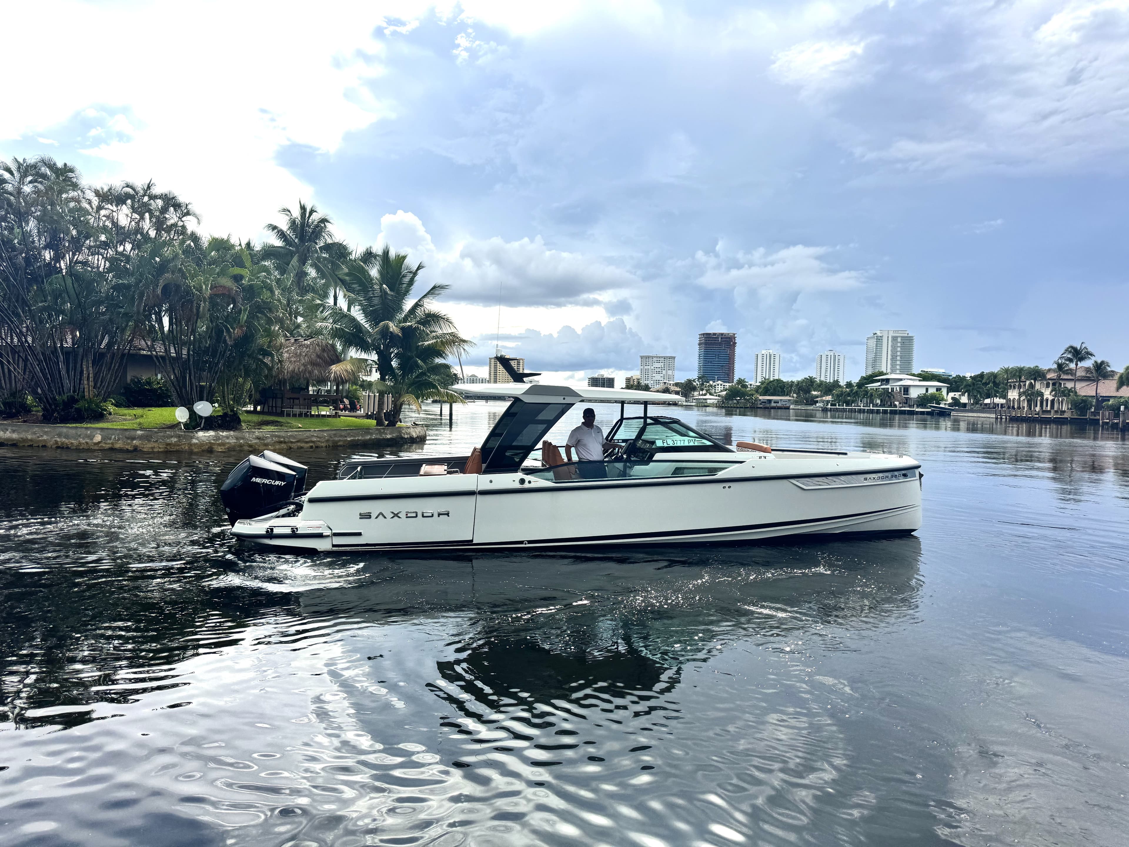 2024 Saxdor 320 GTO for Sale in Pompano Beach, Florida Day Boats 4