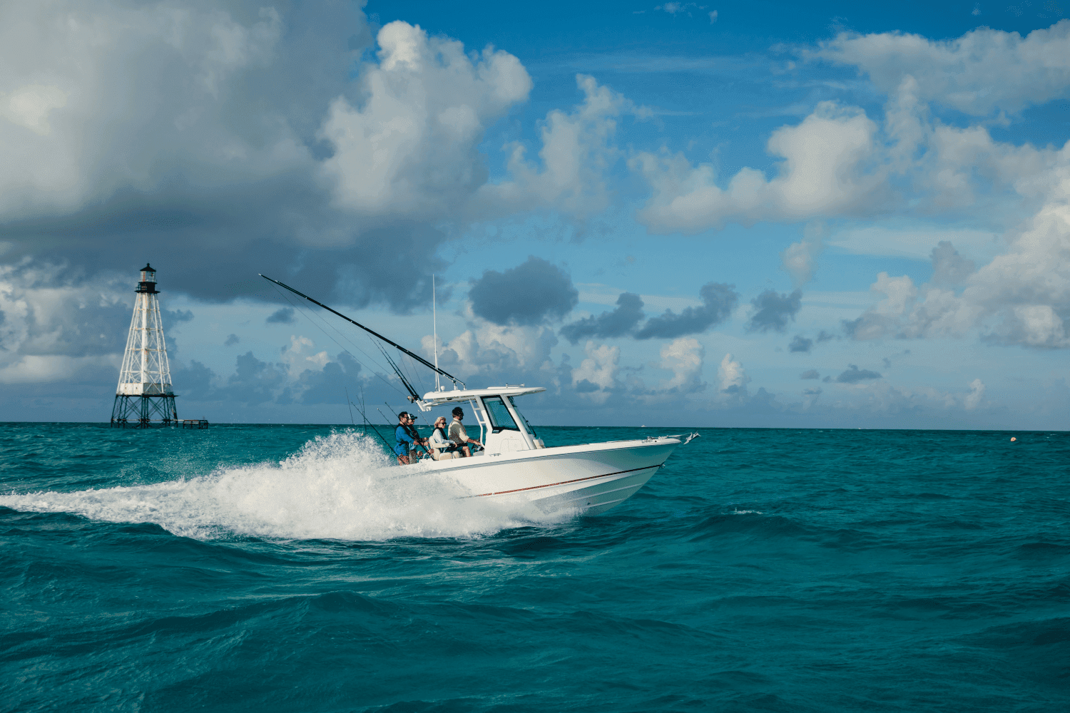 2027 Boston Whaler 250 Outrage for Sale in Seabrook, TX Center Console