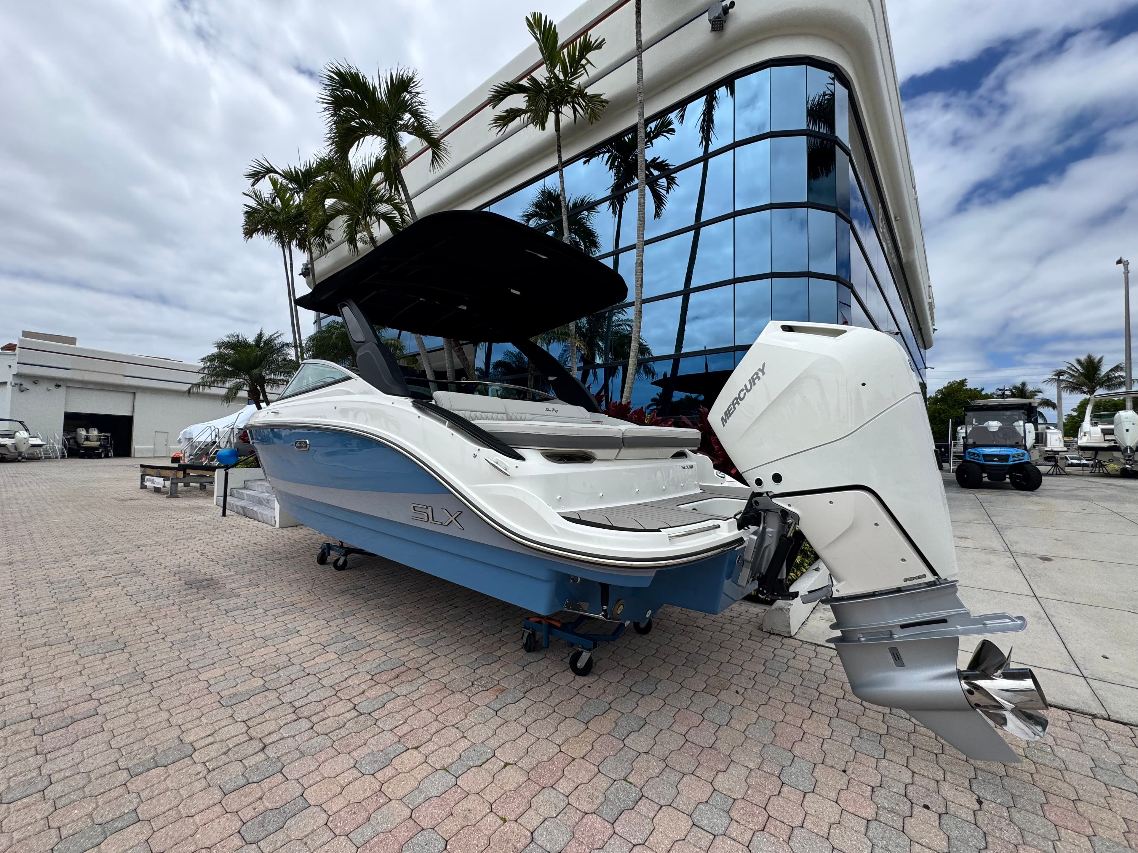 2026 Sea Ray SLX 260 Outboard for Sale in Pompano Beach, Florida Bowrider 3