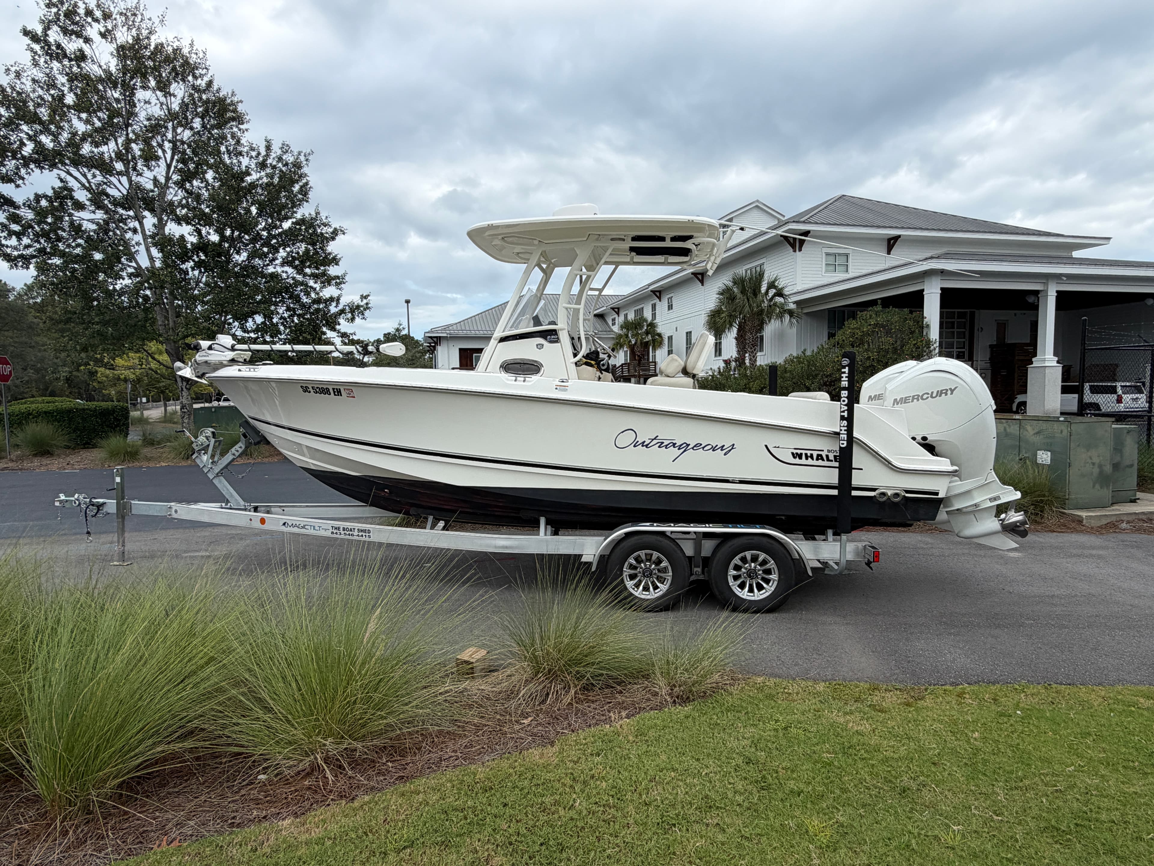 2018 Boston Whaler 230 Outrage for Sale in Charleston, SC Center Console