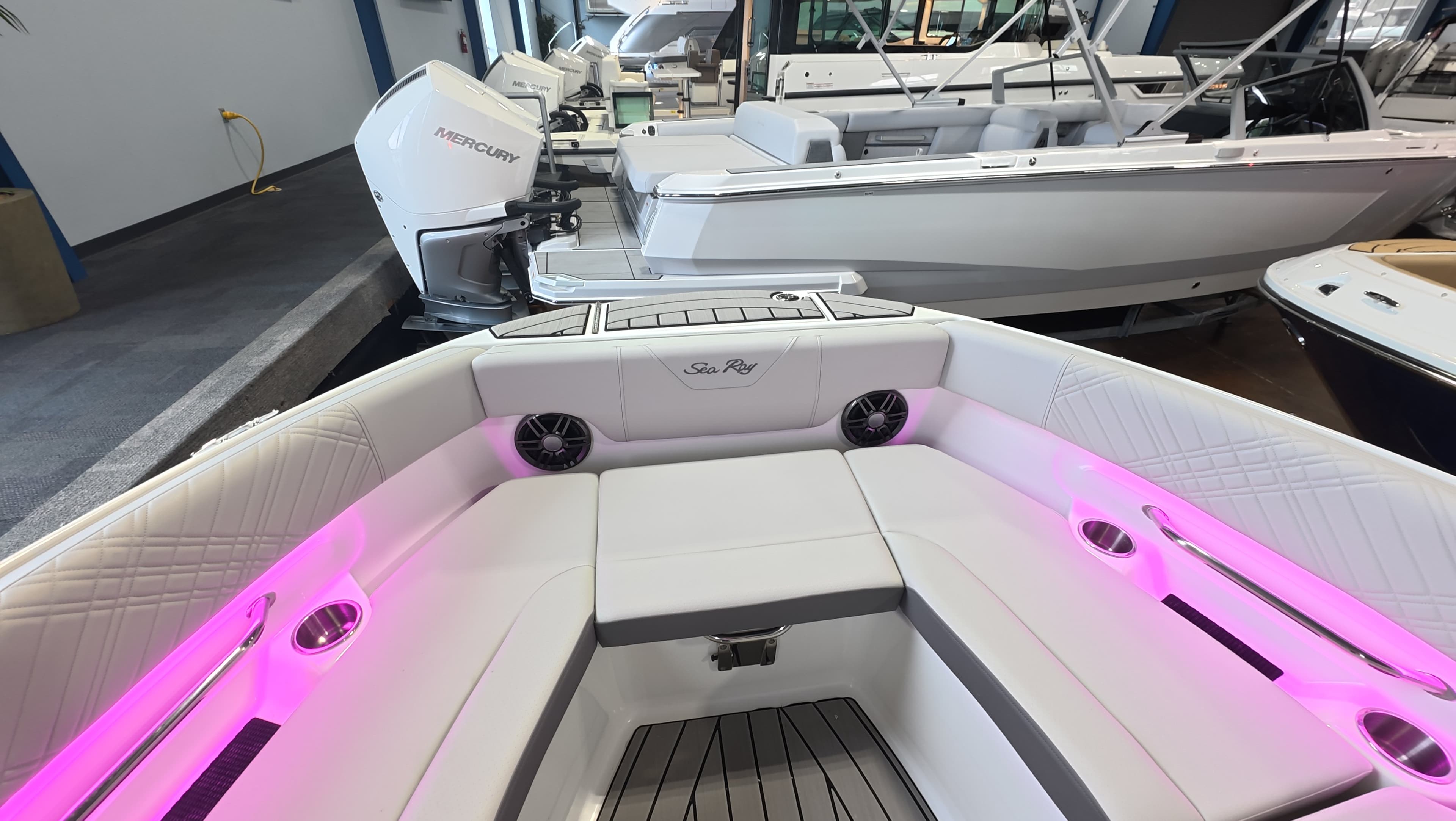2026 Sea Ray SDX 230 Outboard for Sale in Clearwater, Florida Bowrider 5