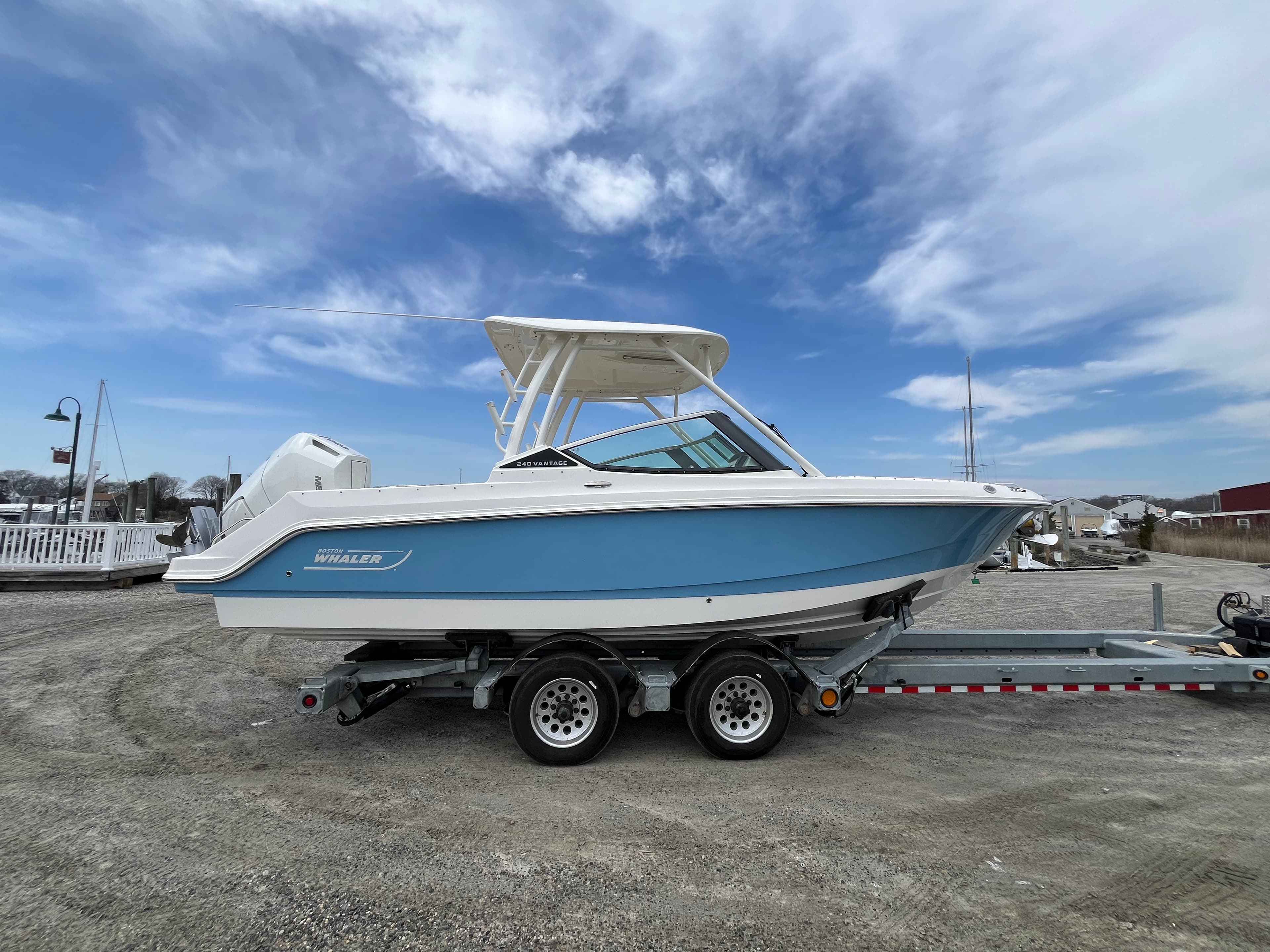 2026 Boston Whaler 240 Vantage for Sale in Westbrook, Connecticut Dual Console 2