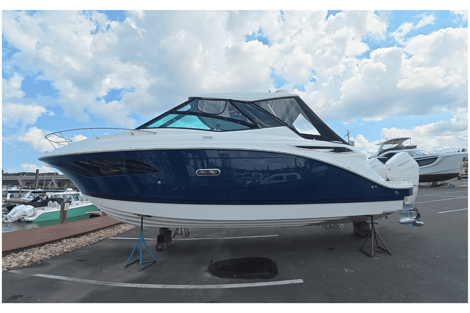 2026 Sea Ray Sundancer 320 Outboard for Sale in Brick Township, New Jersey Express Cruiser