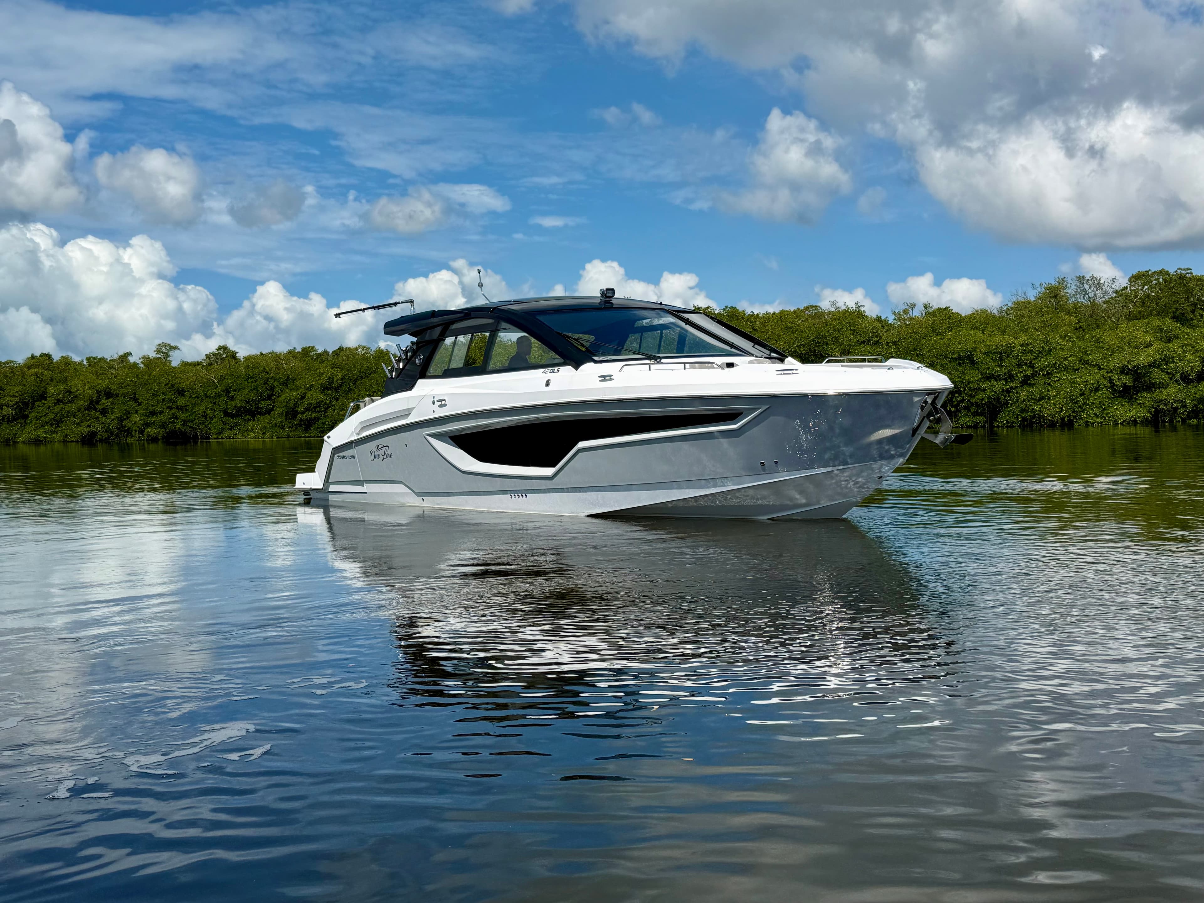 2024 Cruisers Yachts 42 GLS OB for Sale in Fort Myers, FL Bowrider