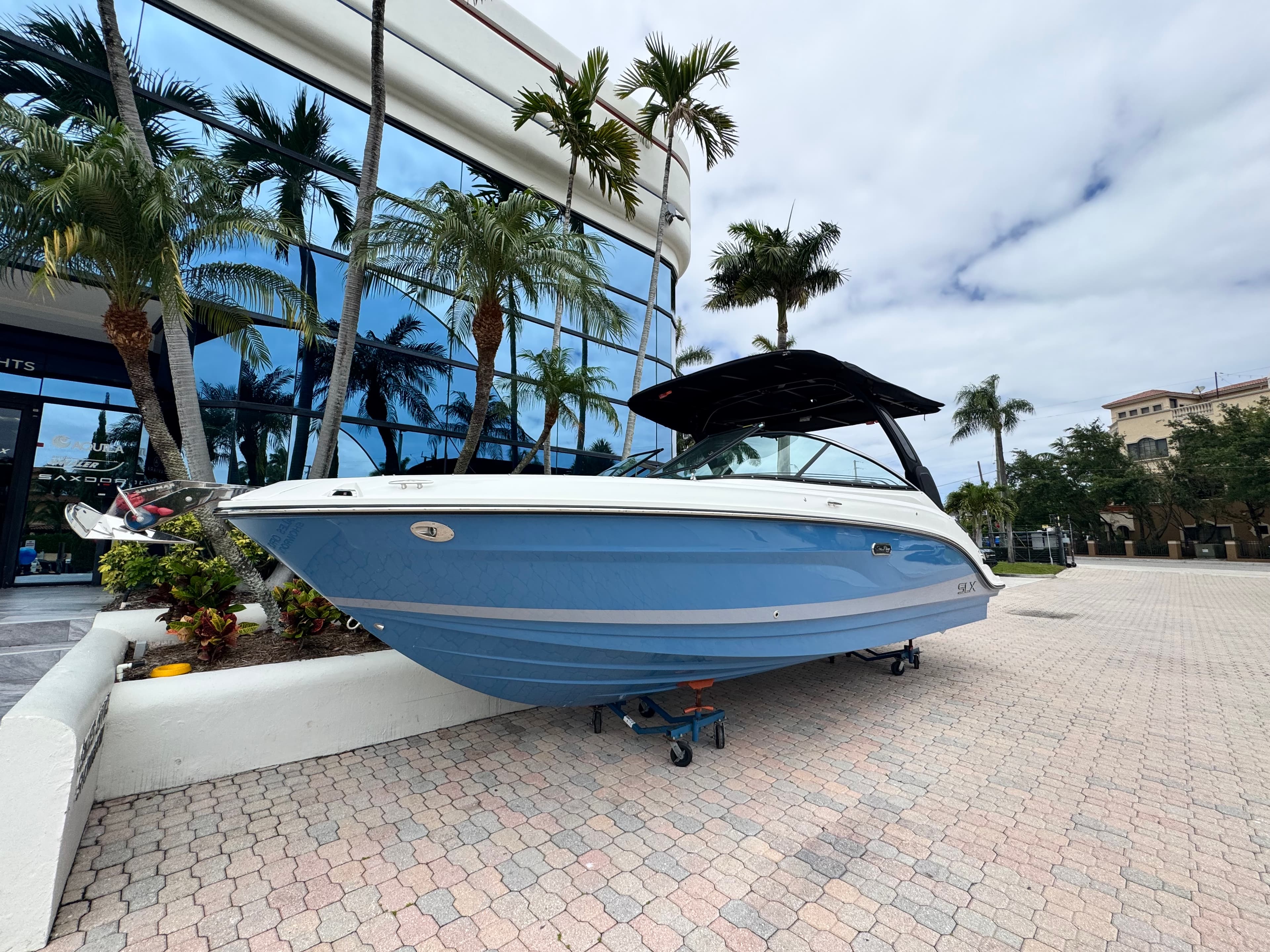 2026 Sea Ray SLX 260 Outboard for Sale in Pompano Beach, Florida Bowrider 2