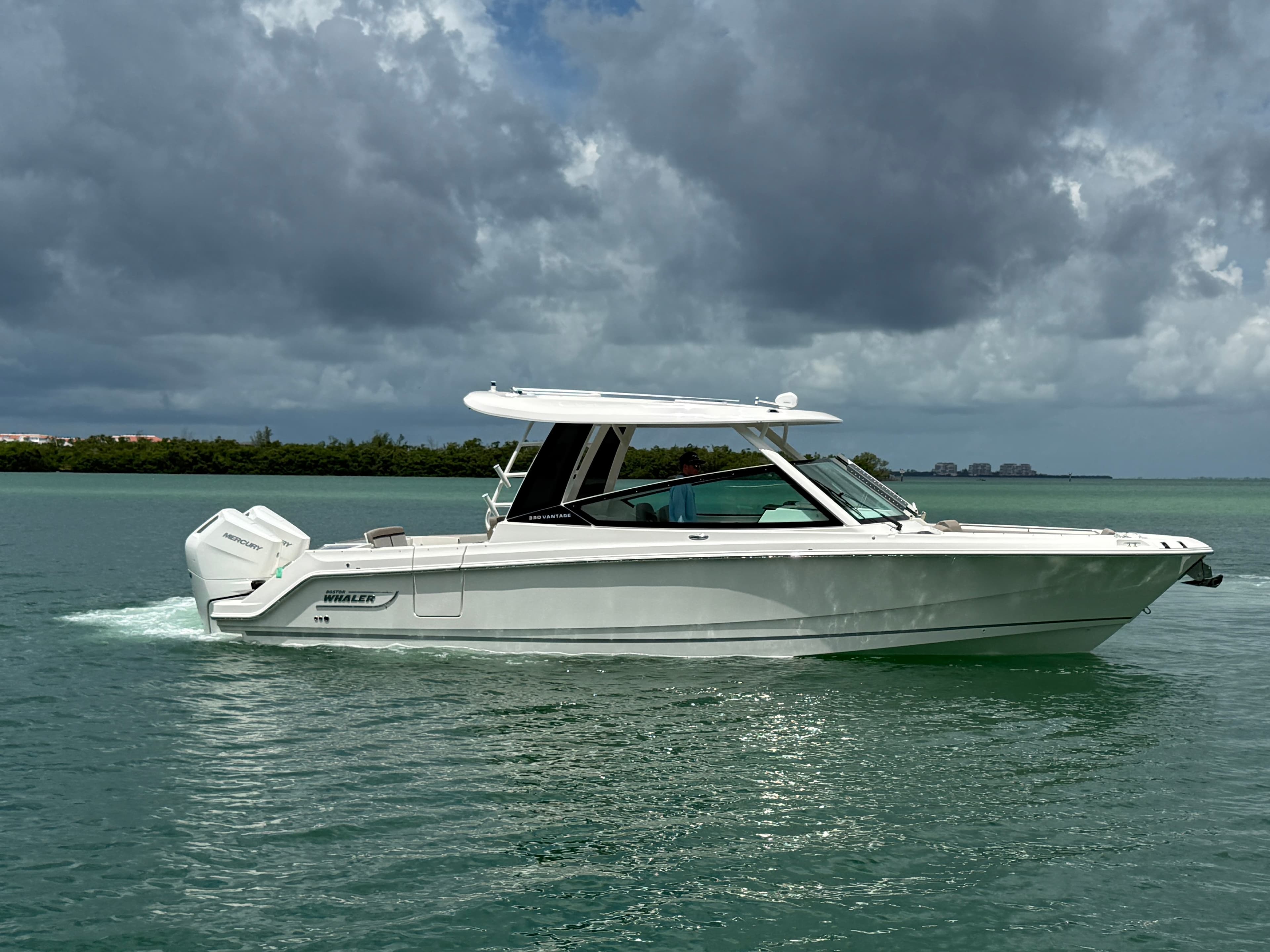 2027 Boston Whaler 330 Vantage for Sale in Sarasota, FL Dual Console 5