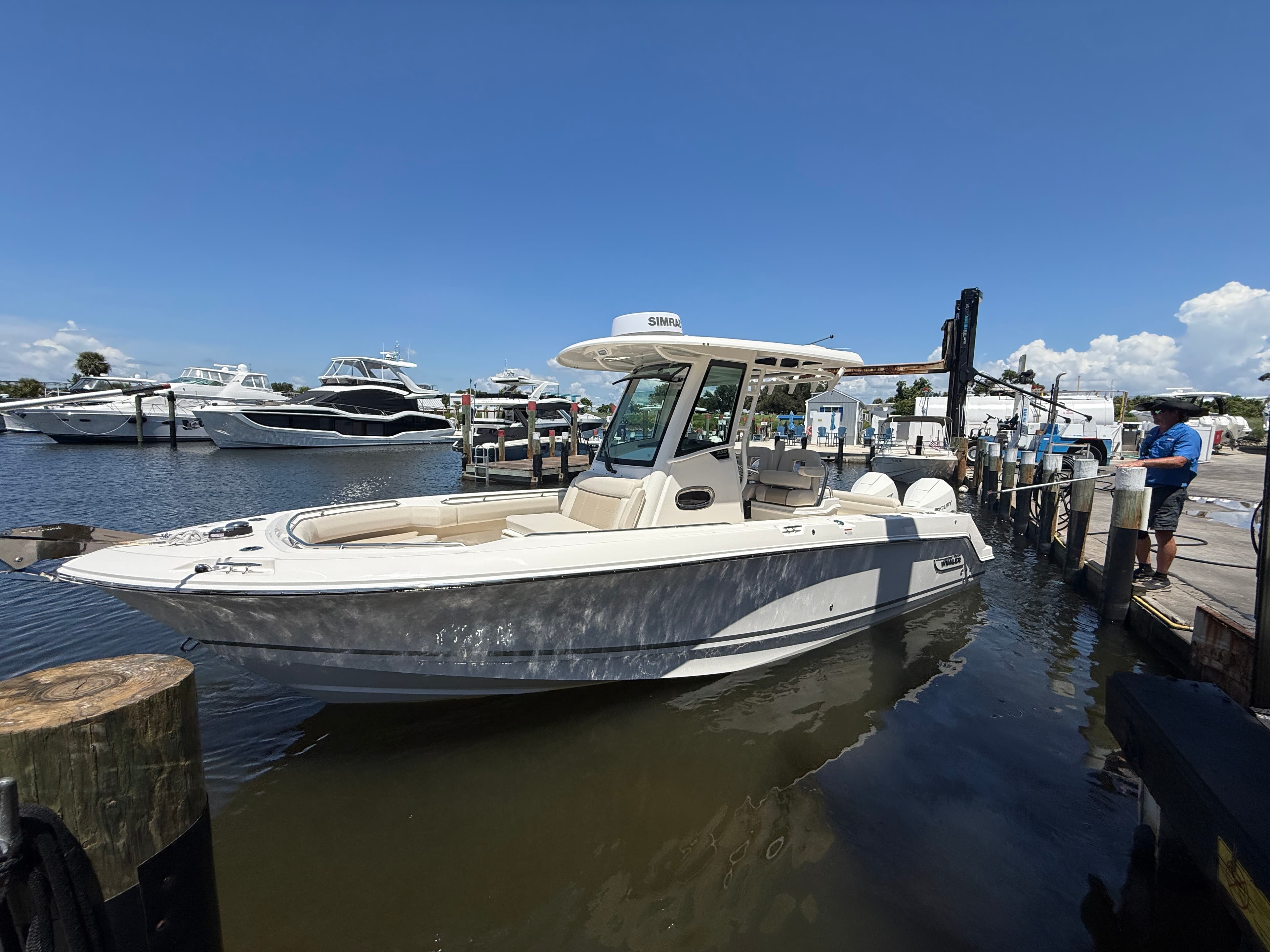 2026 Boston Whaler 250 Outrage for Sale in Venice, Florida Center Console