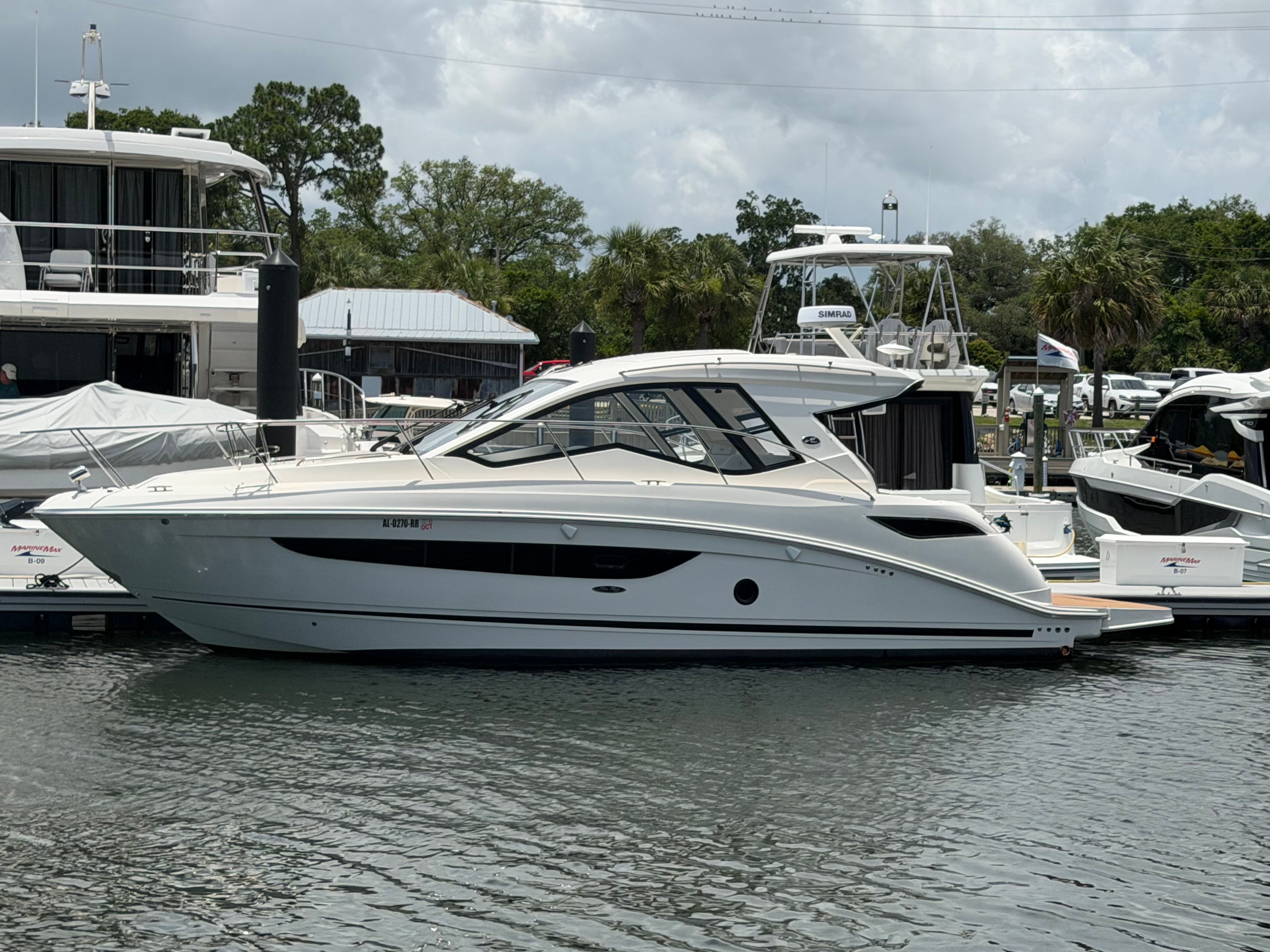 2019 Sea Ray Sundancer 350 Coupe for Sale in Pensacola, Florida Express Cruiser