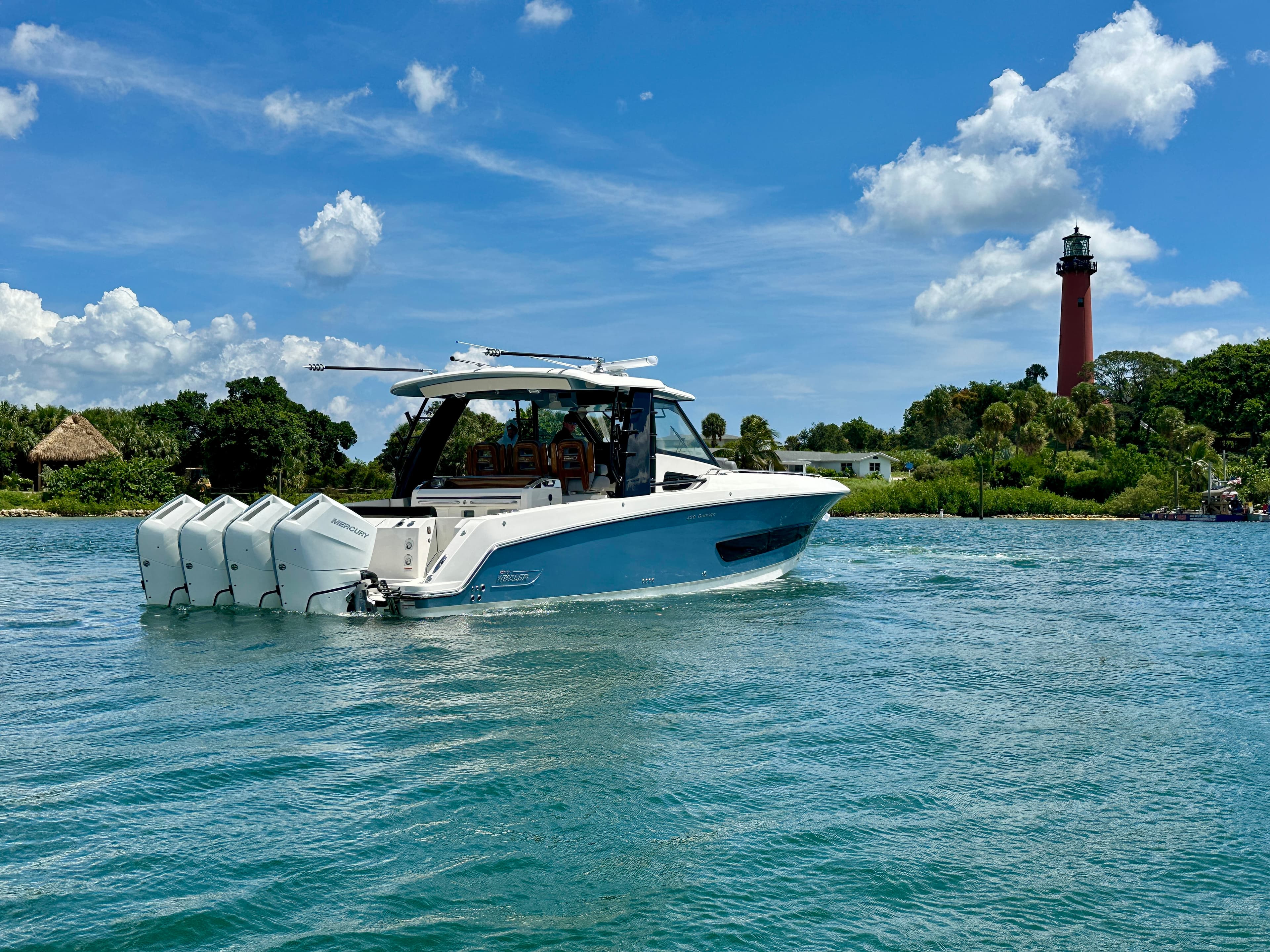 2026 Boston Whaler 420 Outrage for Sale in Jupiter, Florida Sport Fishing 3