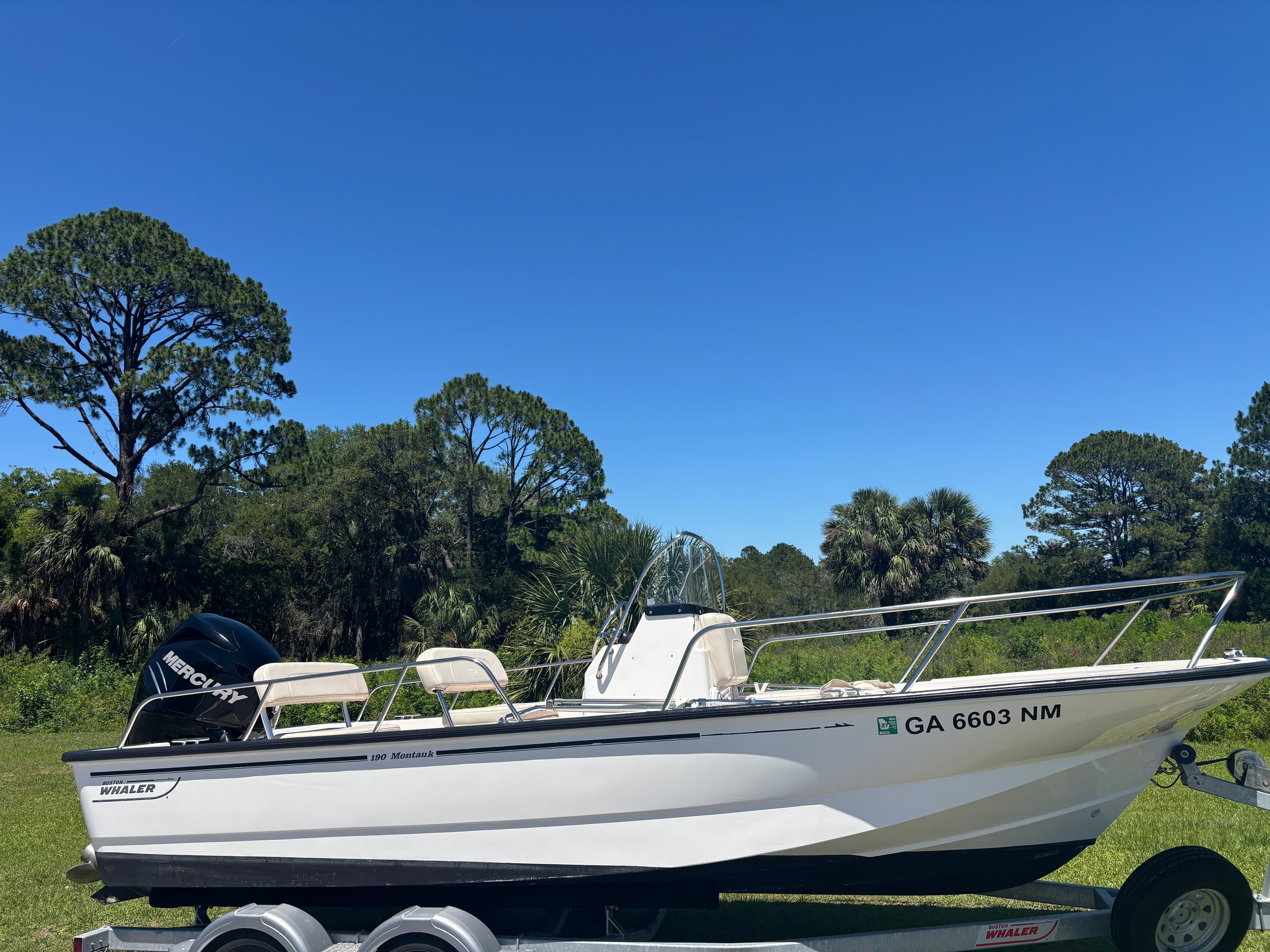 2008 Boston Whaler 190 Montauk for Sale in Thunderbolt, GA Center Console
