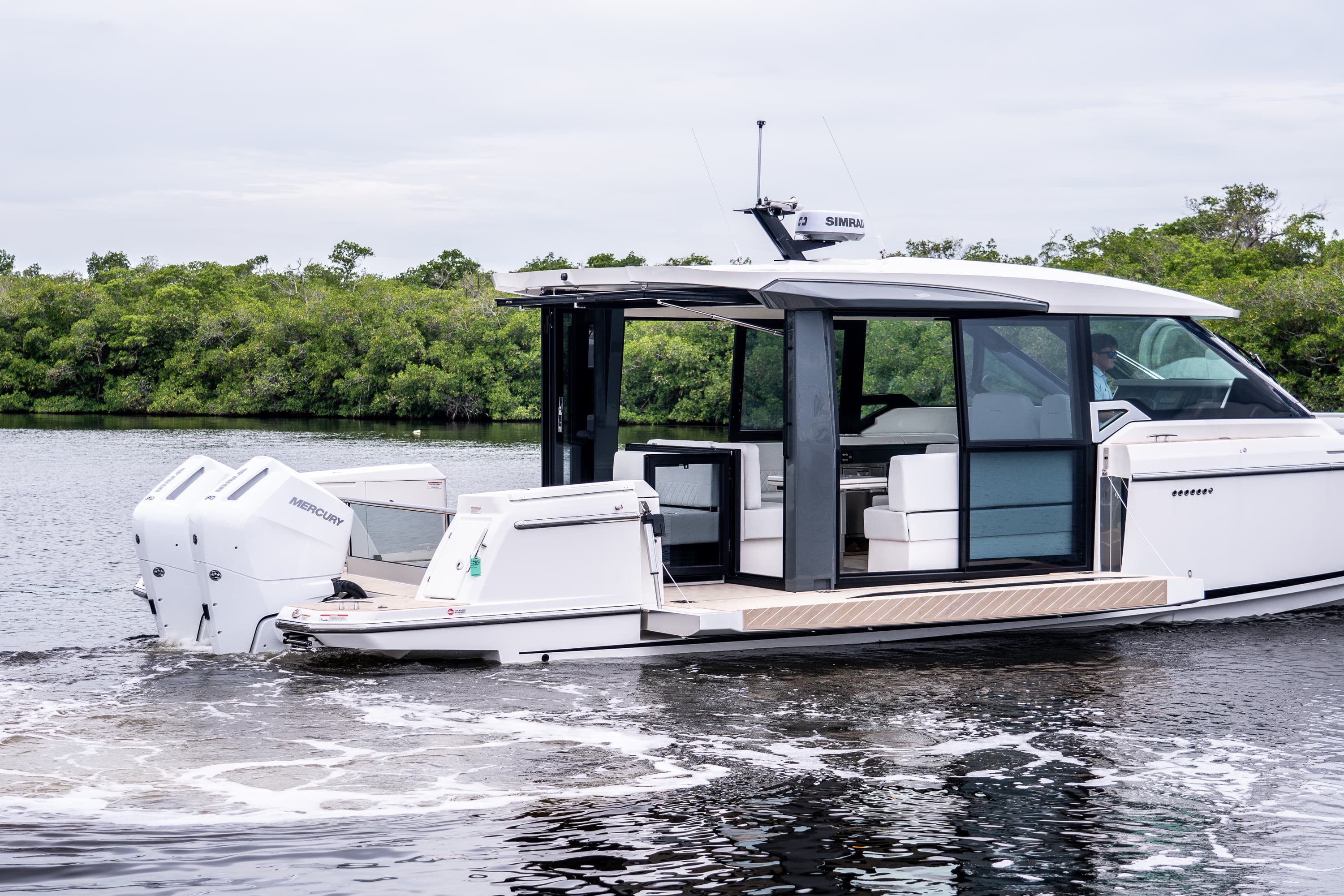 2027 Saxdor 400 GTC for Sale in Fort Myers, FL Motor Yacht 5