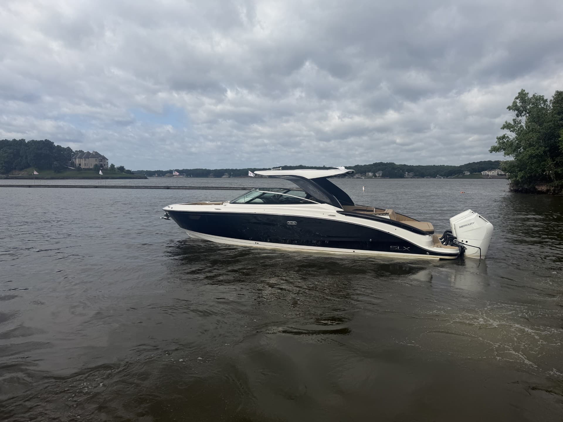 2026 Sea Ray SLX 360 Outboard for Sale in Lake Ozark, MO Bowrider 4