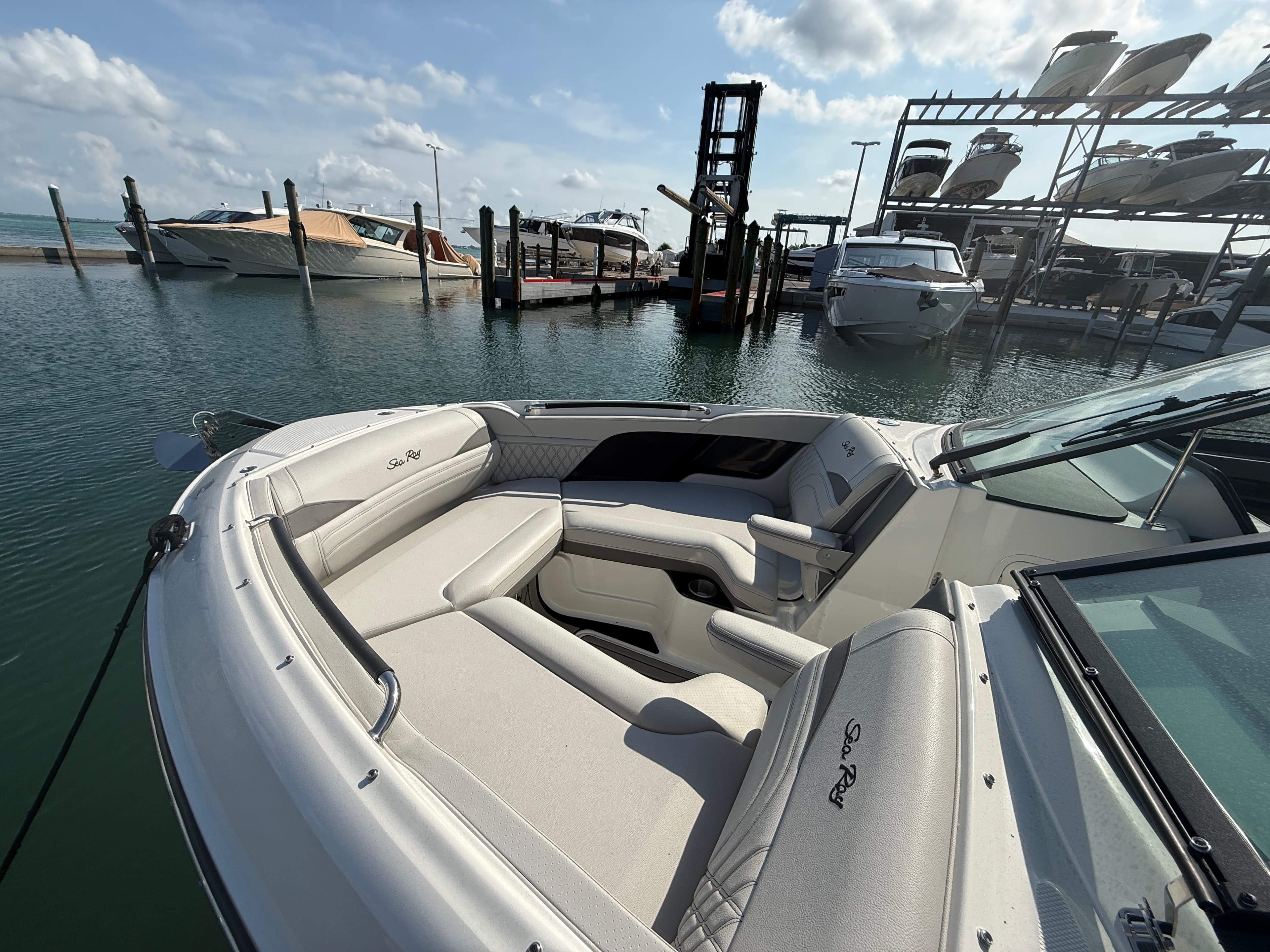 2026 Sea Ray SLX 260 Outboard for Sale in Sarasota, FL Bowrider 4