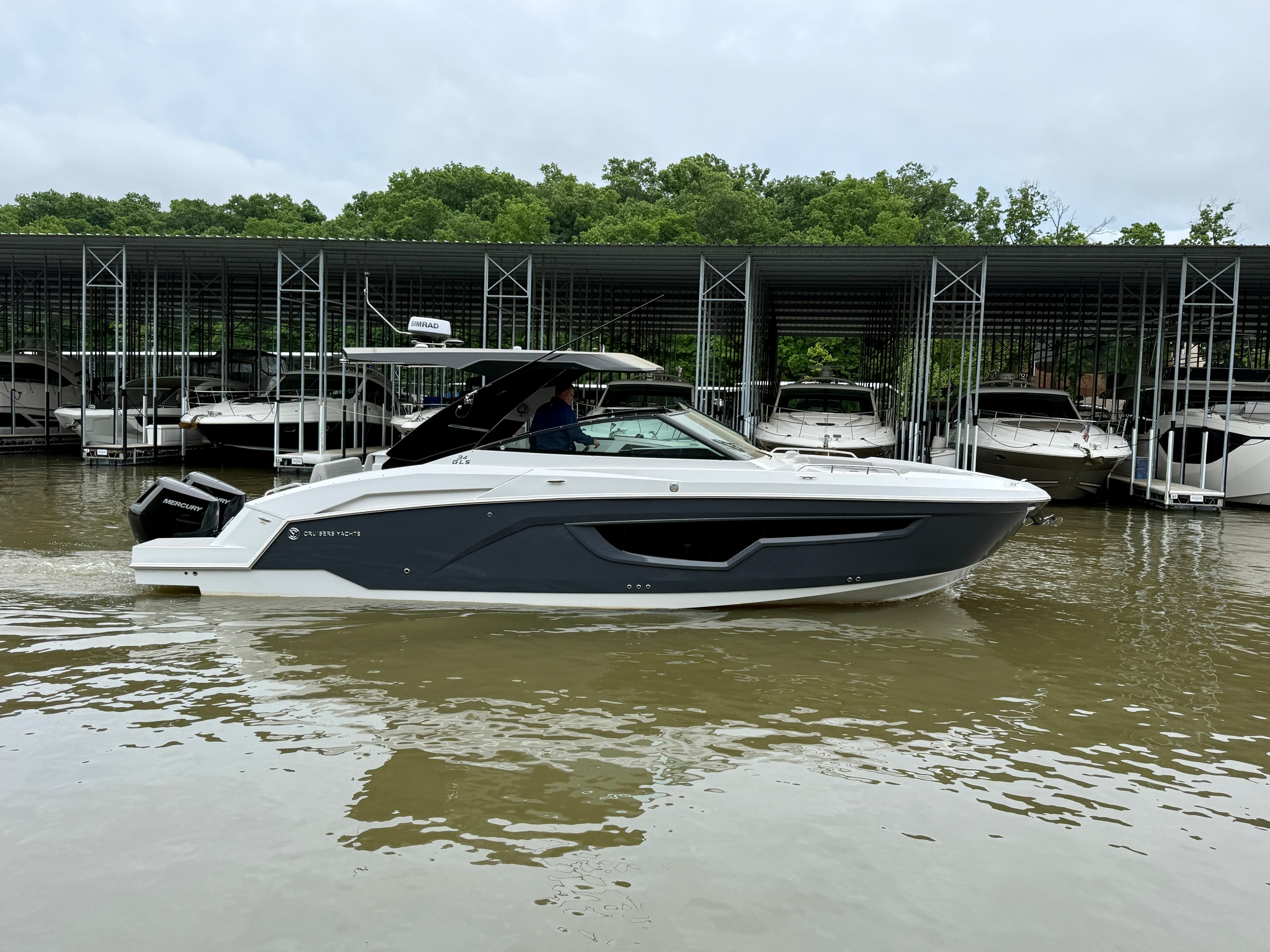 2026 Cruisers Yachts 34 GLS OB for Sale in Lake Ozark, MO Sport Cruiser 5