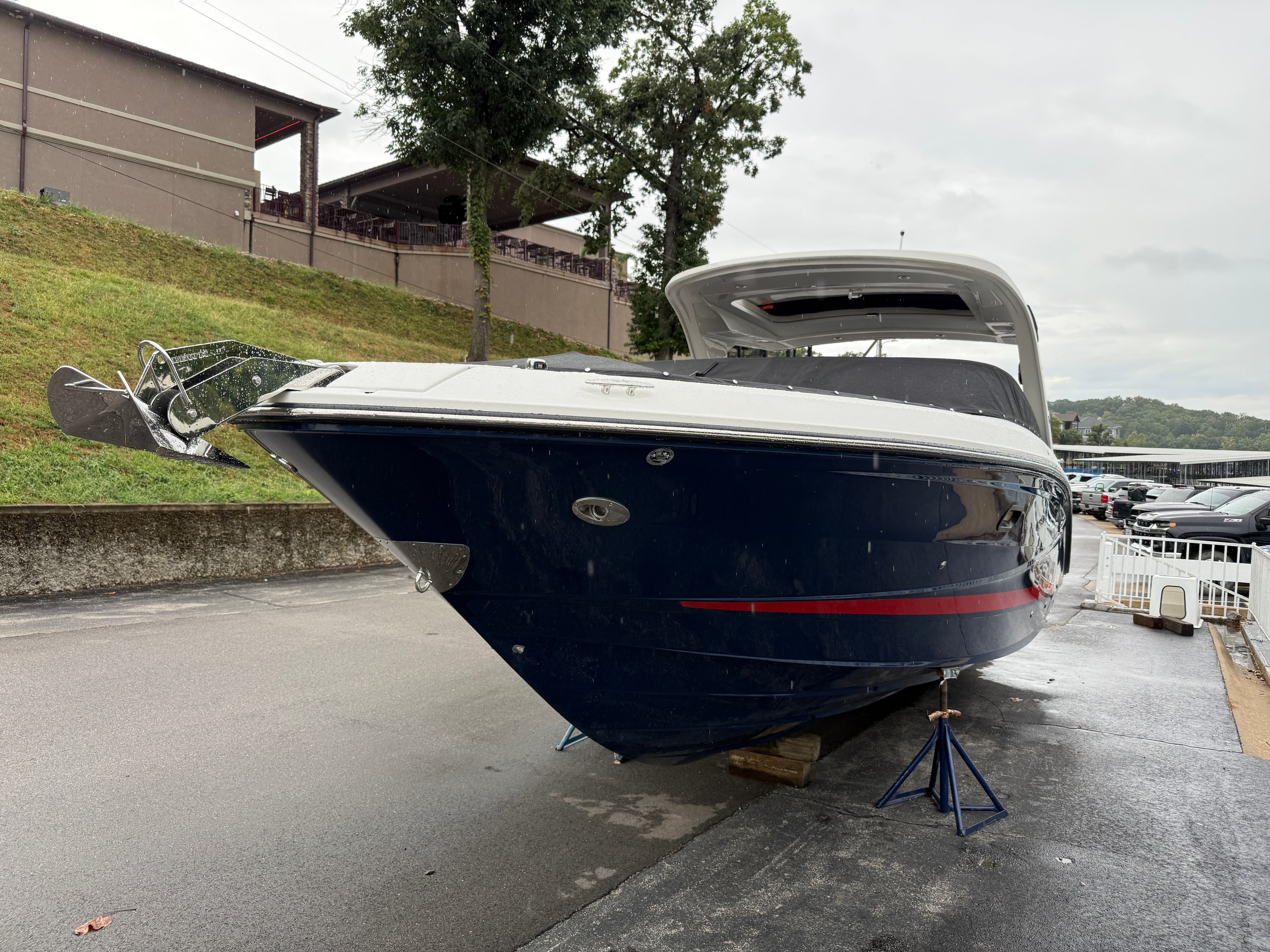 2027 Sea Ray SLX 310 for Sale in Osage Beach, MO Bowrider 5