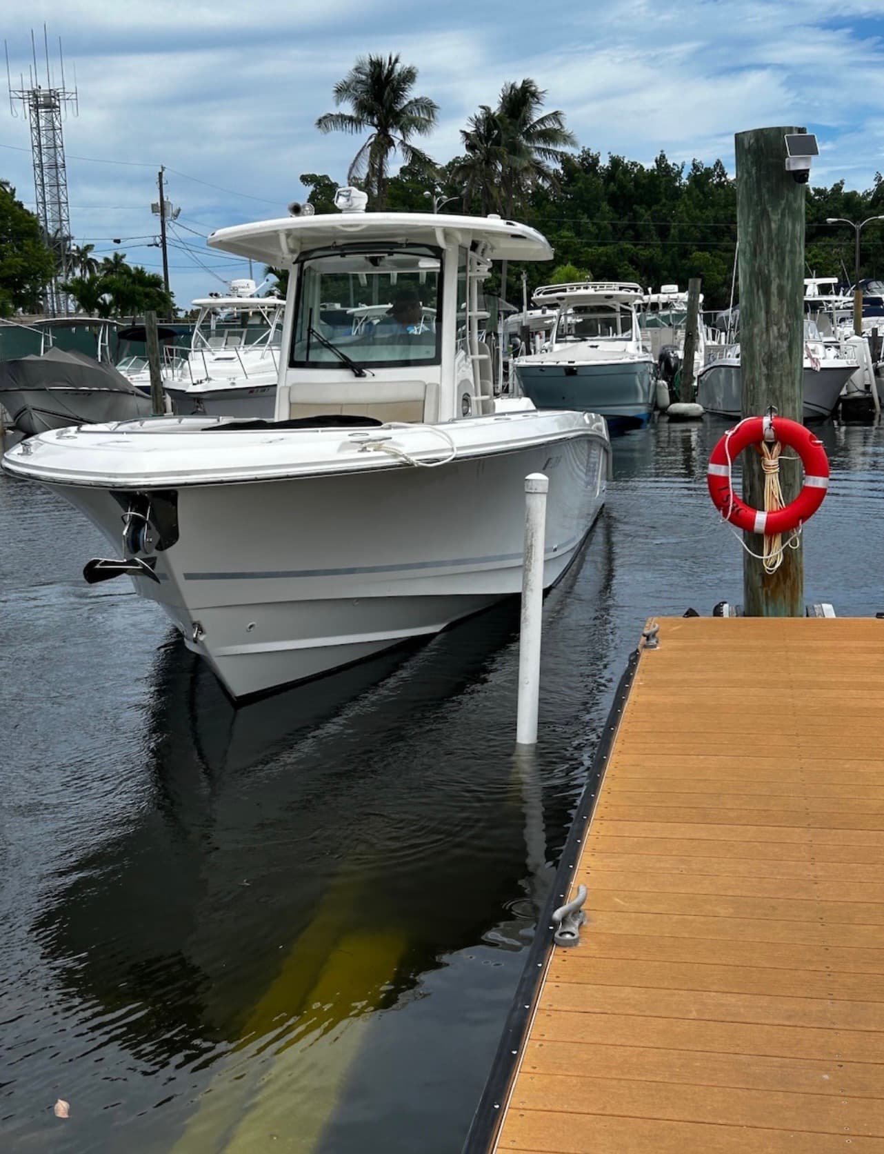 2018 Boston Whaler 330 Outrage for Sale in Ft. Lauderdale, FL Center Console 4